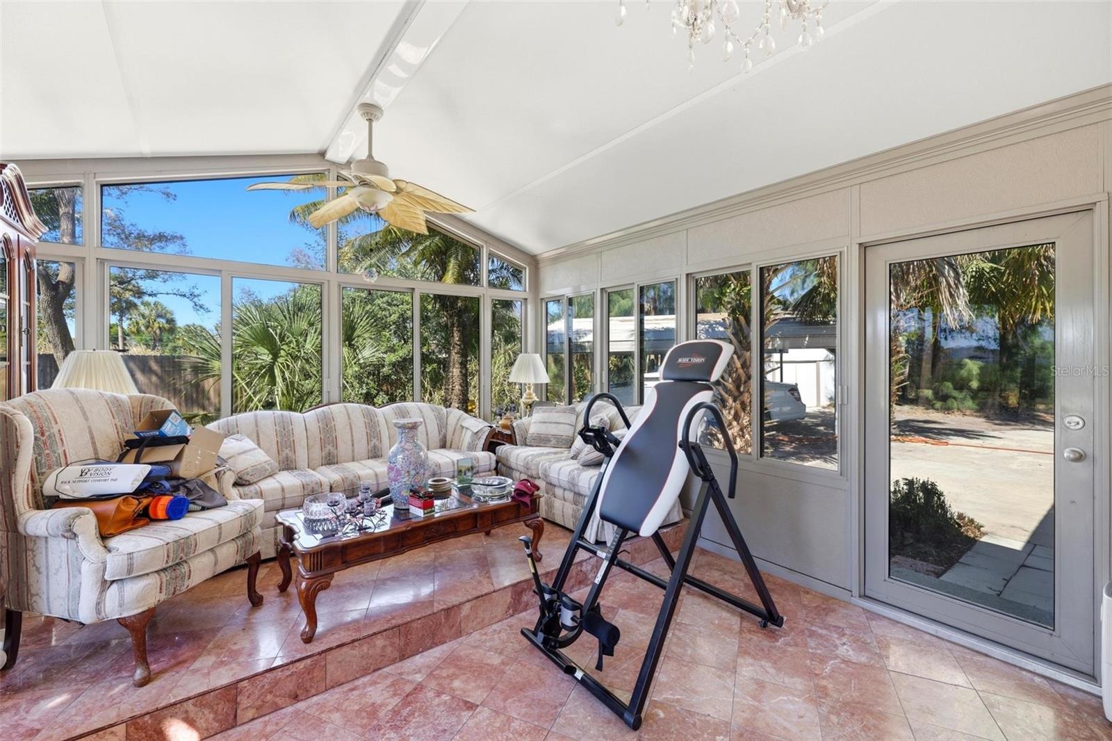 2512 16TH AVENUE DR E