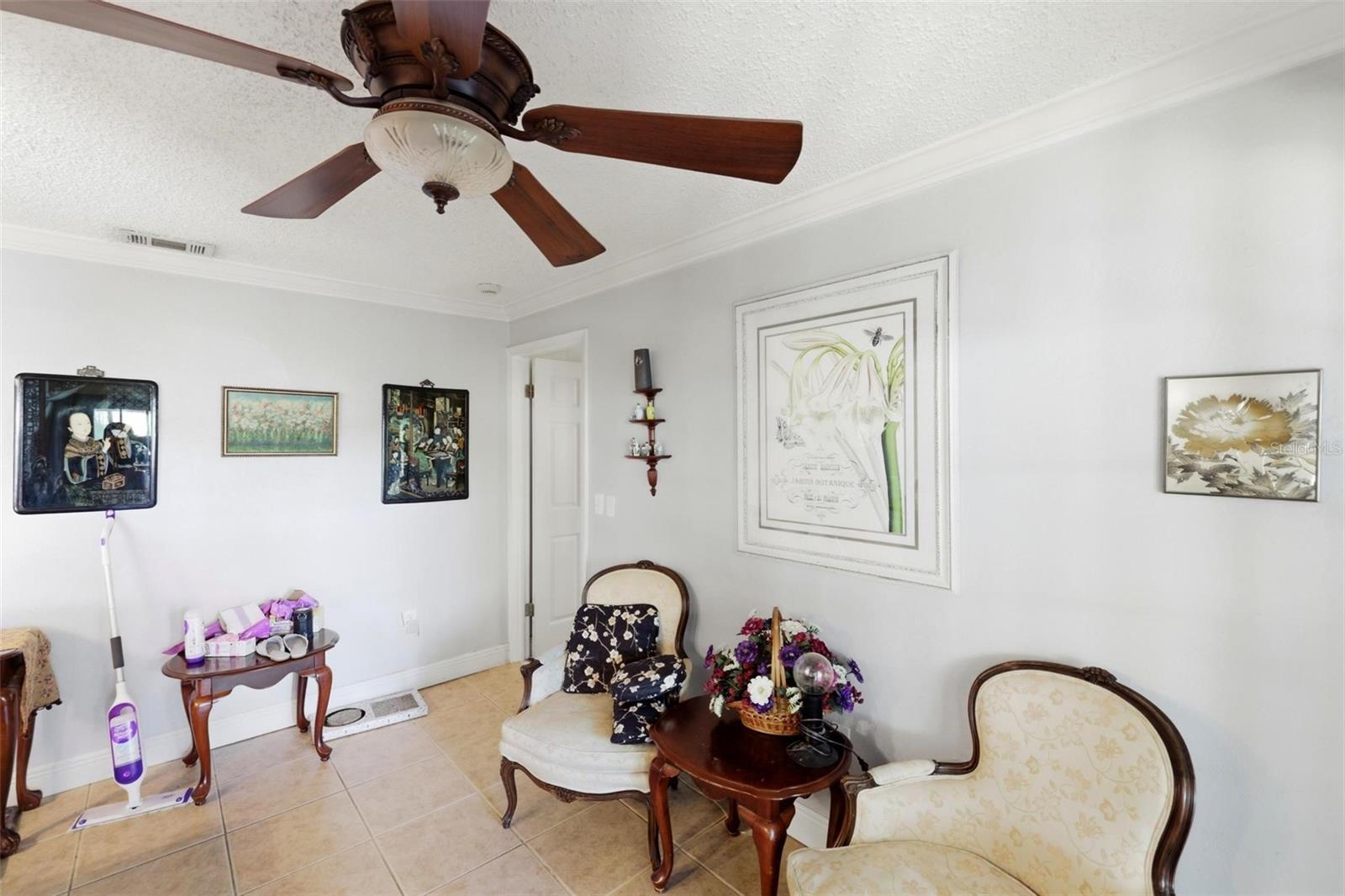 2512 16TH AVENUE DR E