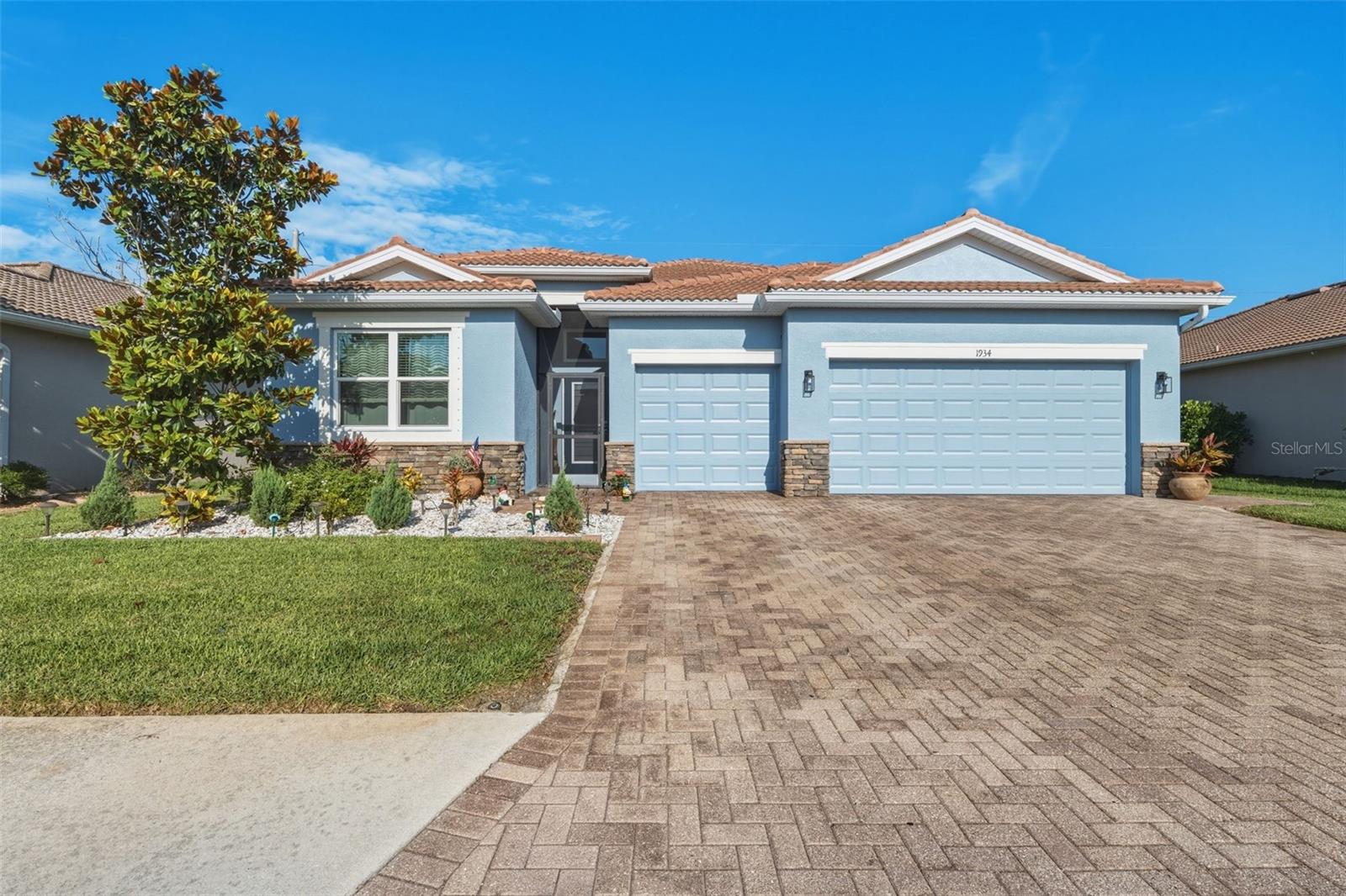 1934 MESIC HAMMOCK WAY