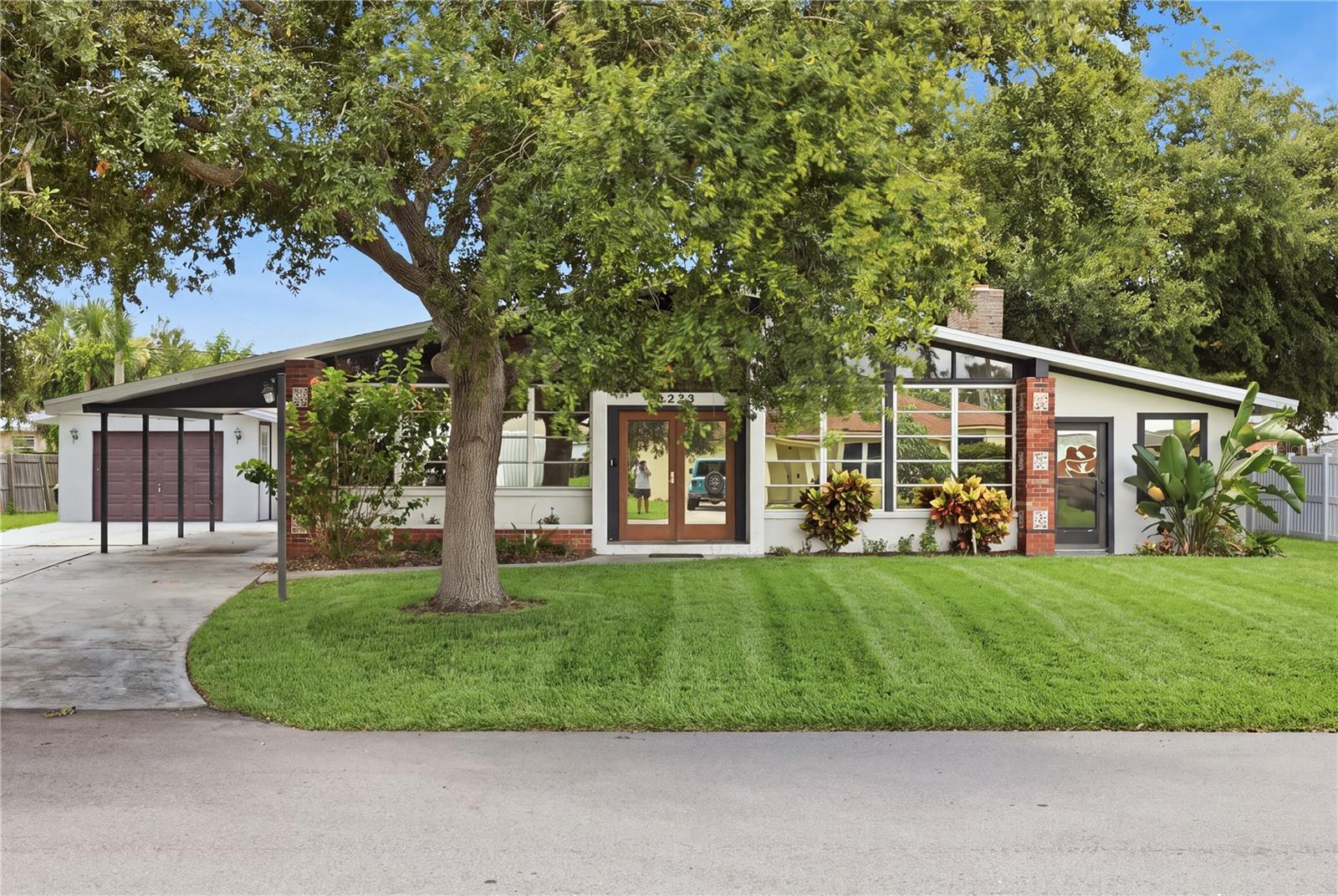 4232 PANDORA RD