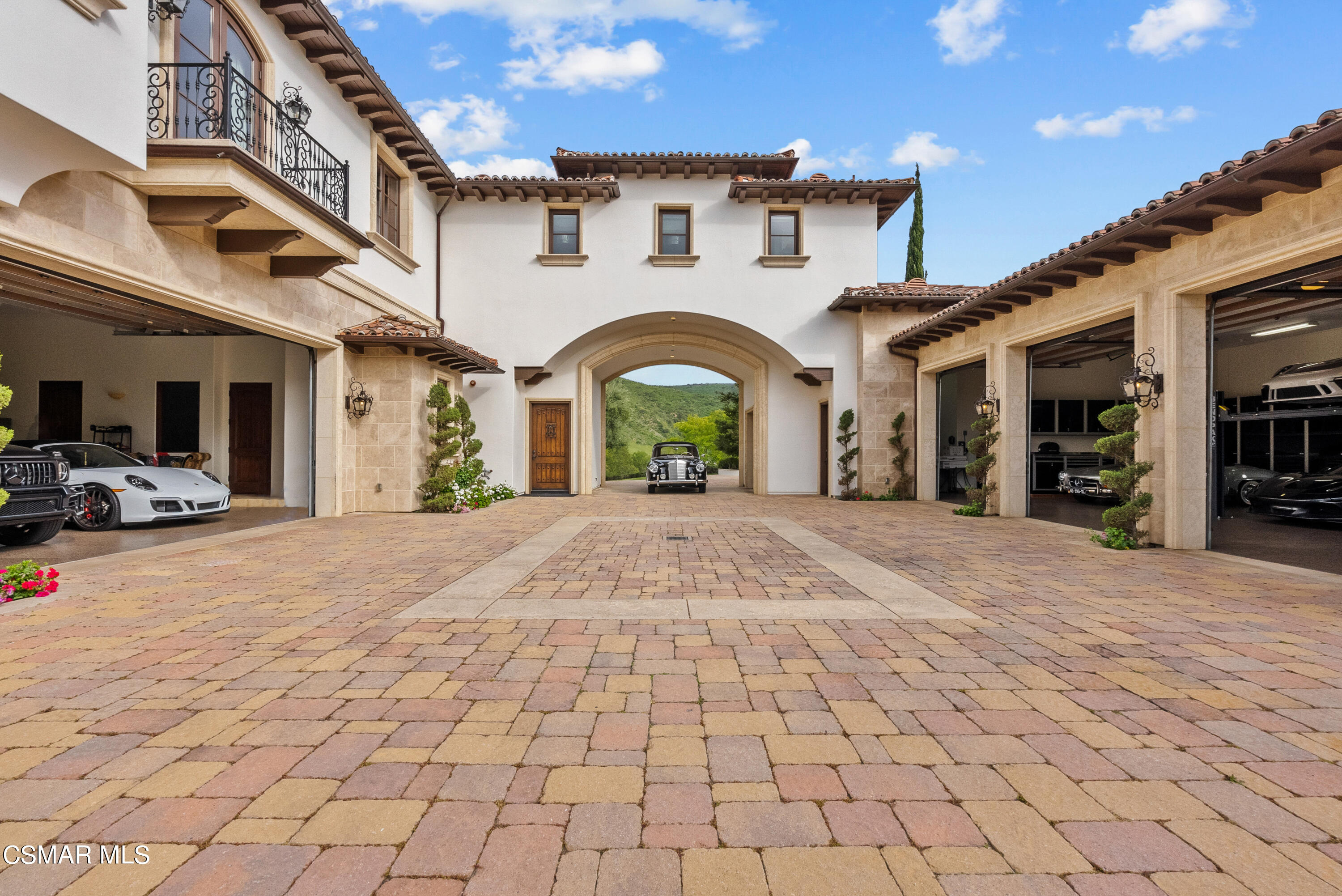 4787 Windhaven Drive