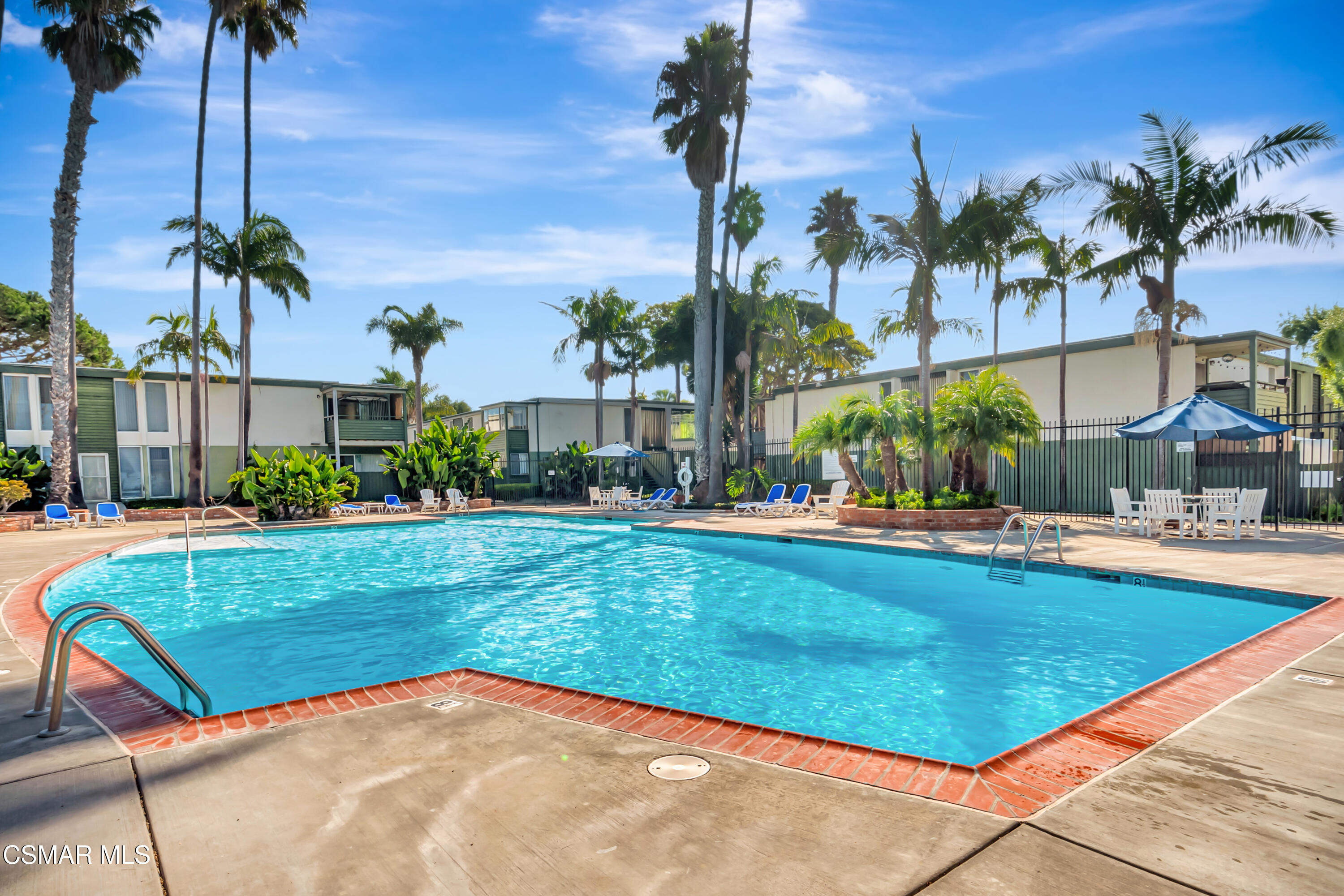 3700 Dean Drive, 302