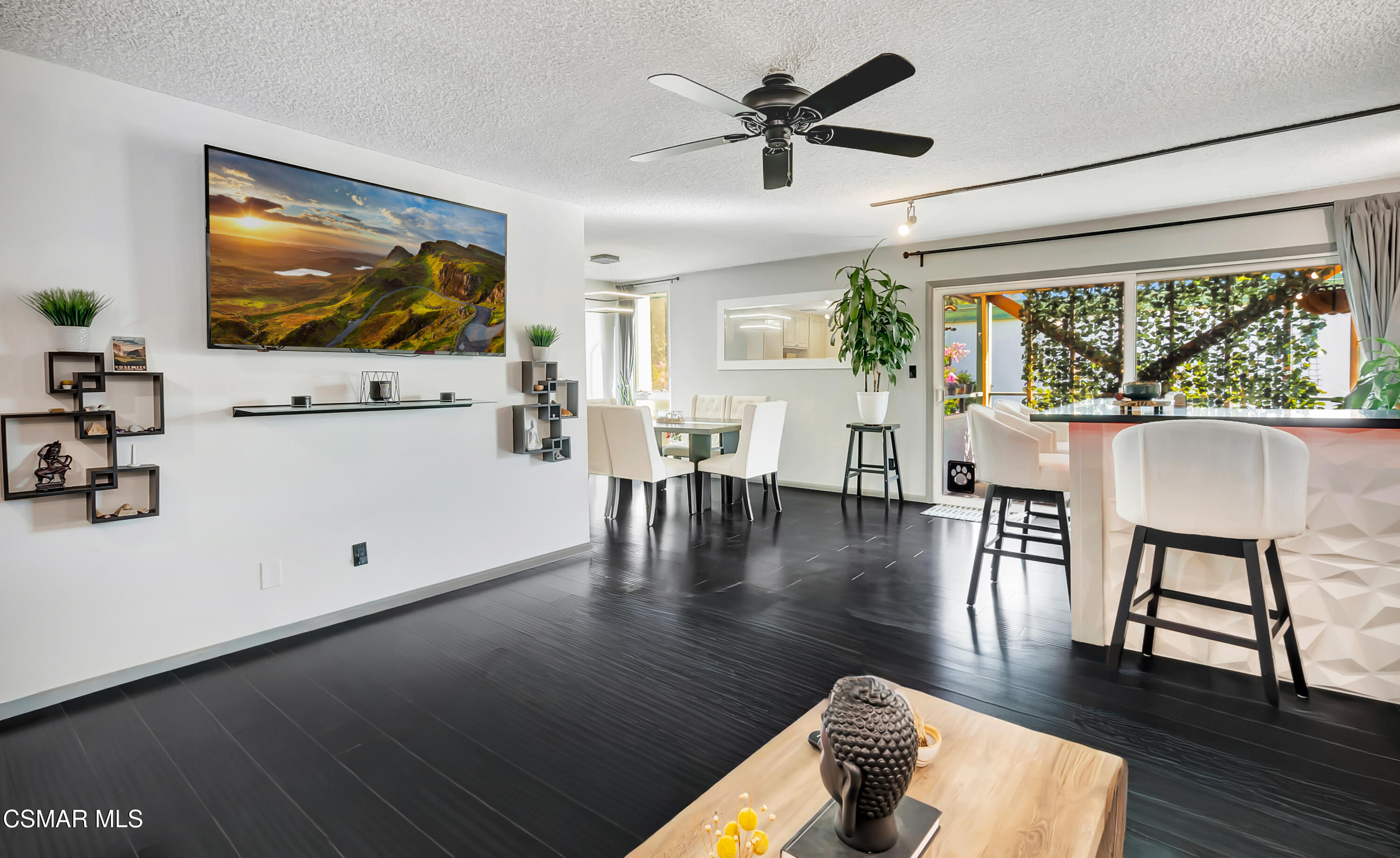 3700 Dean Drive, 302