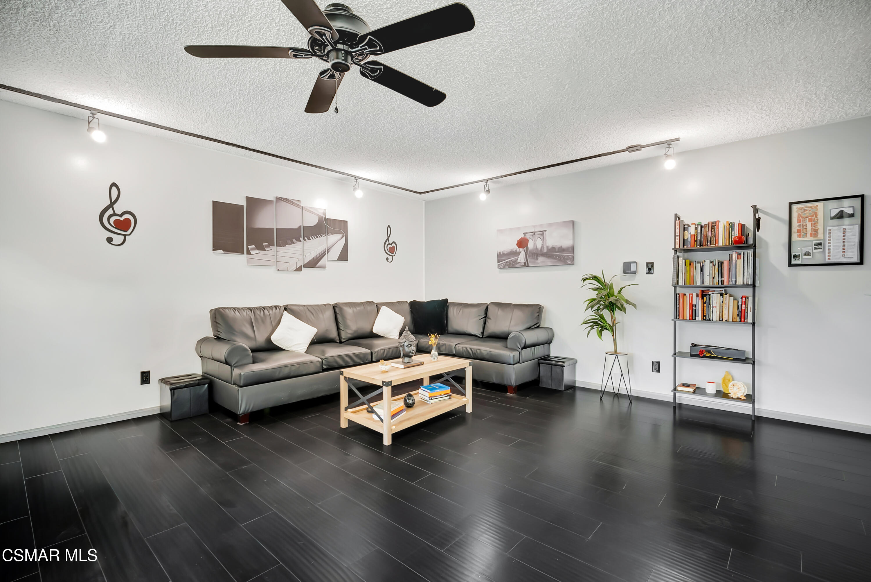 3700 Dean Drive, 302
