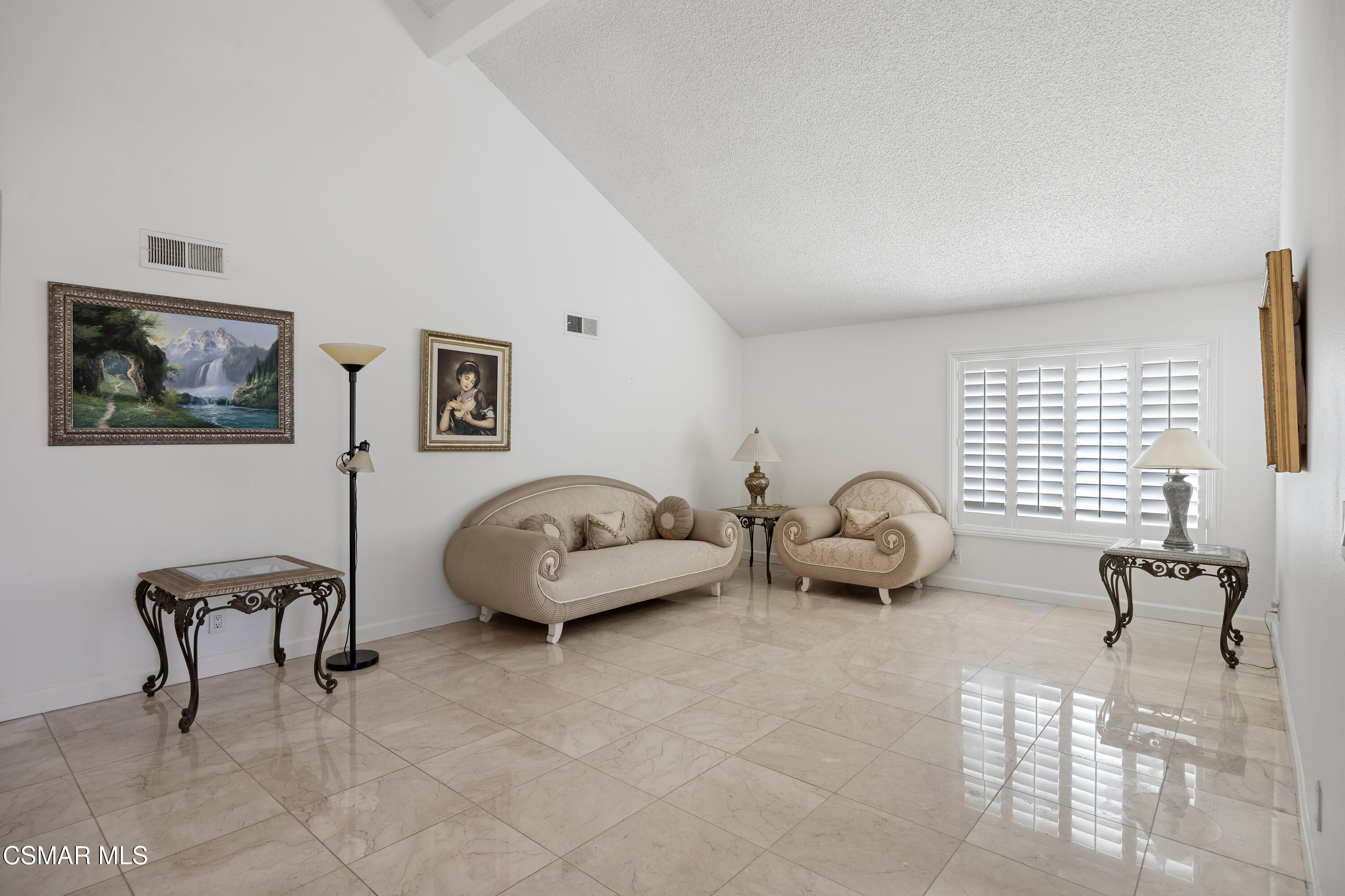 988 Looking Glass Drive