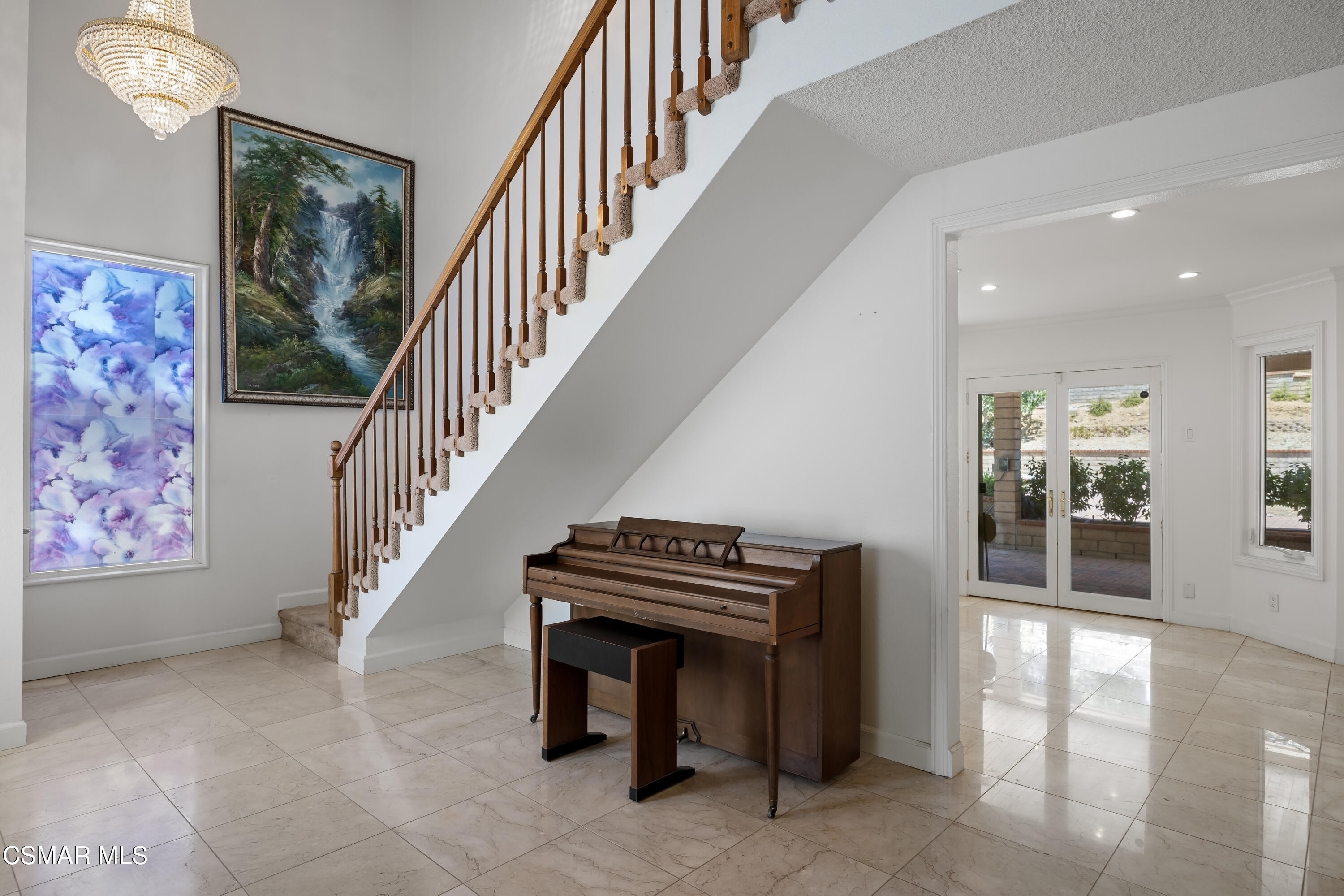 988 Looking Glass Drive