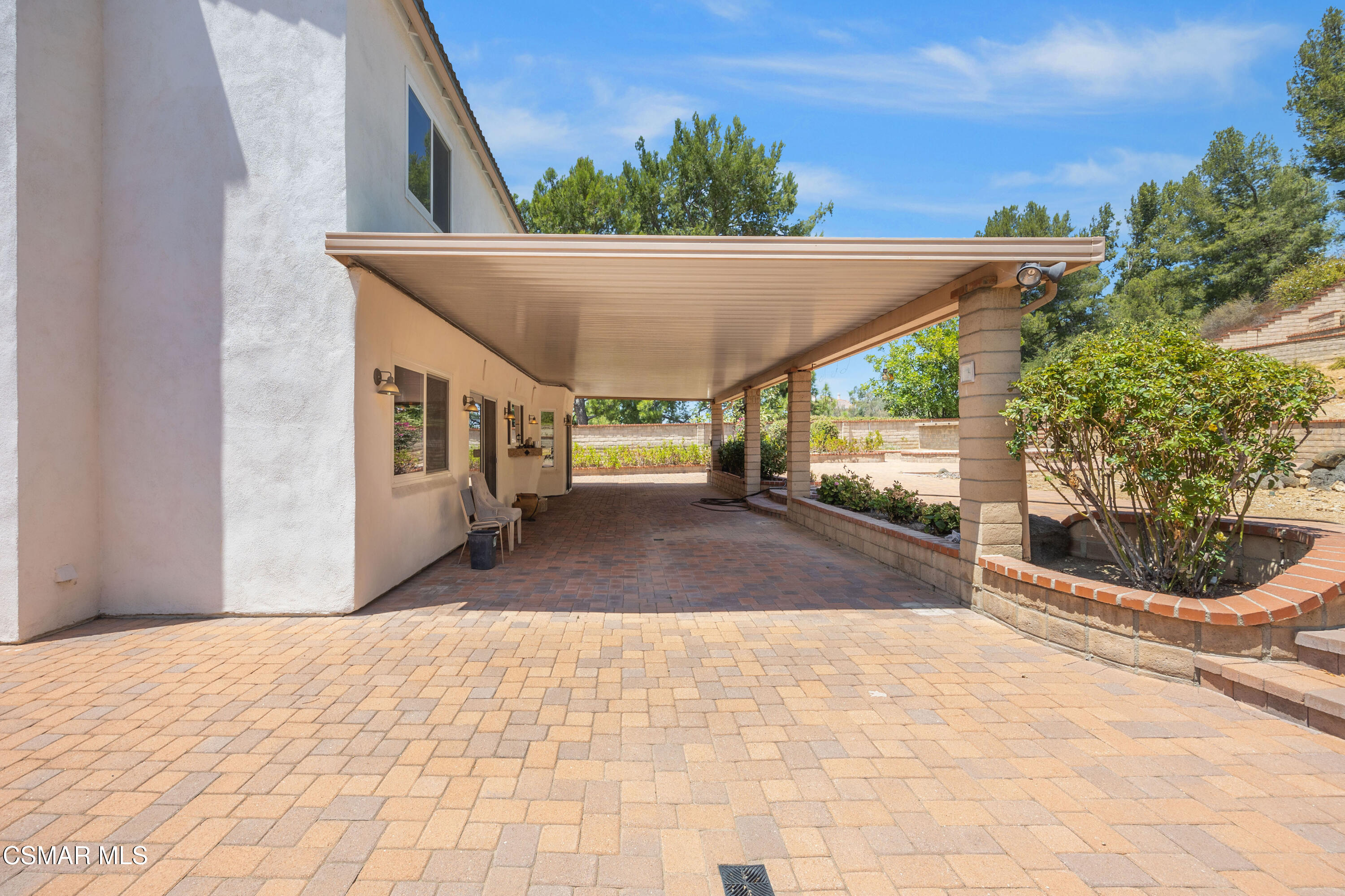 988 Looking Glass Drive