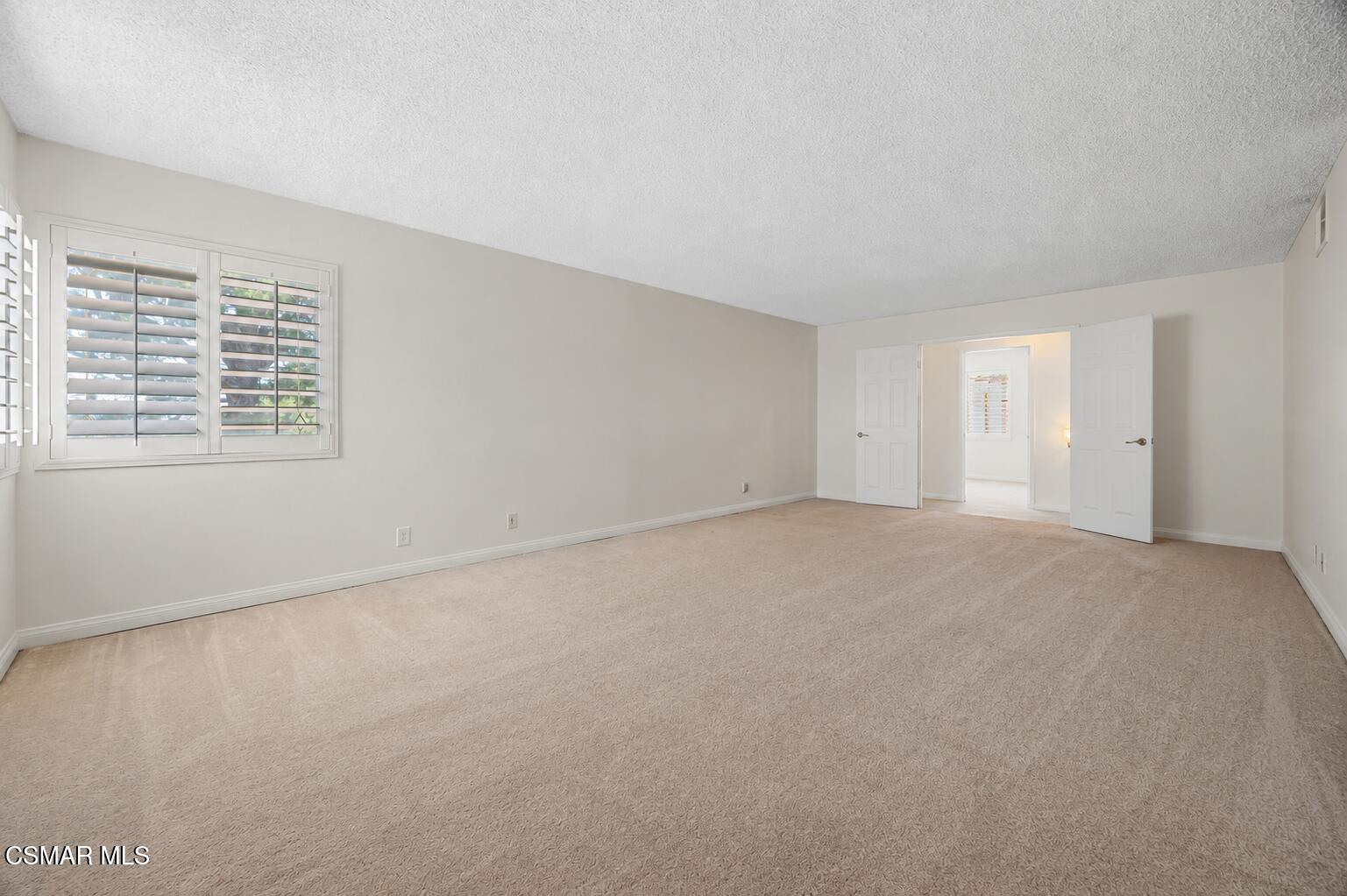 988 Looking Glass Drive