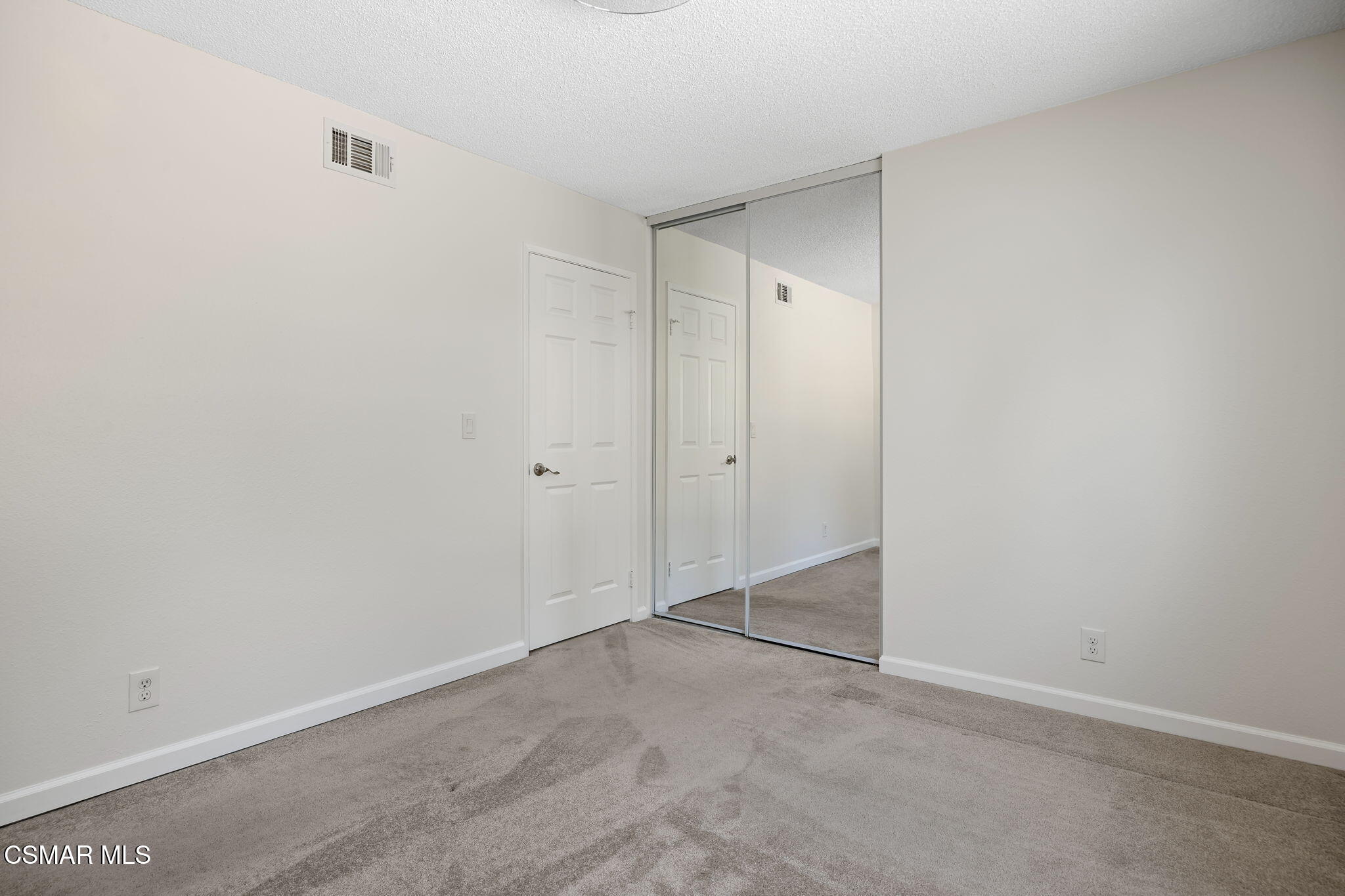 988 Looking Glass Drive
