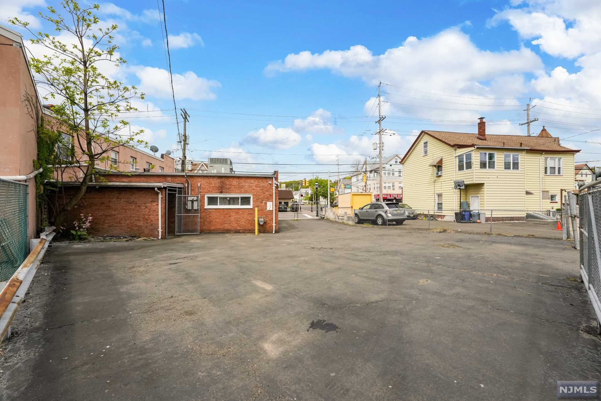 304 Belmont Avenue