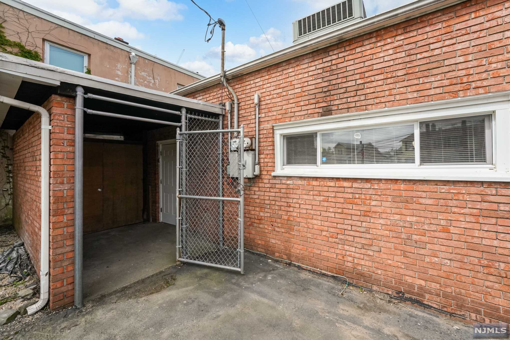 304 Belmont Avenue