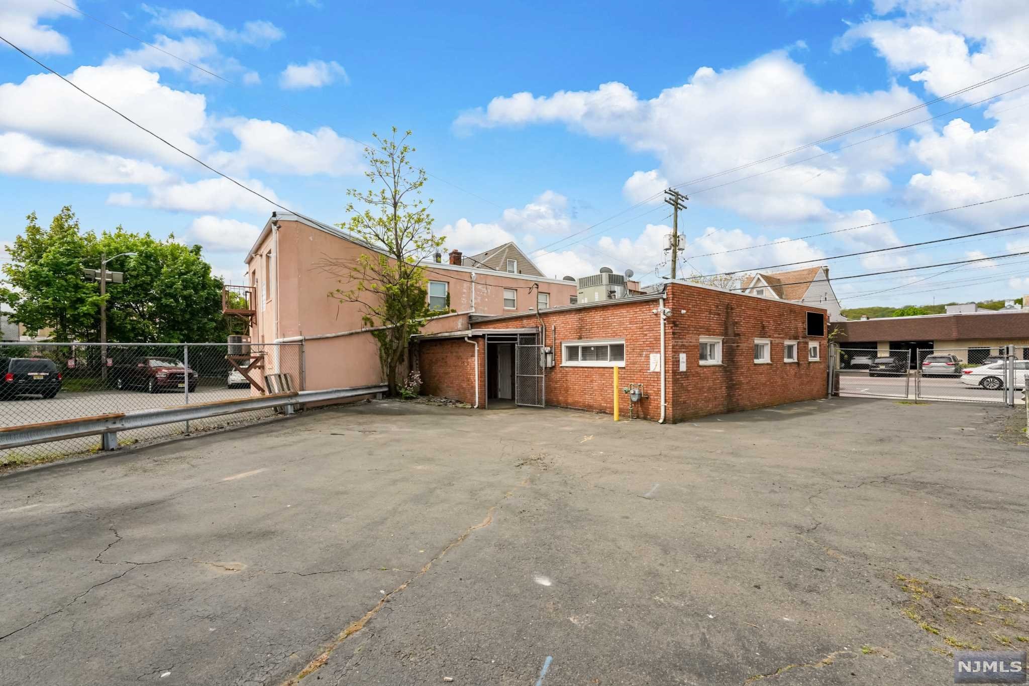 304 Belmont Avenue