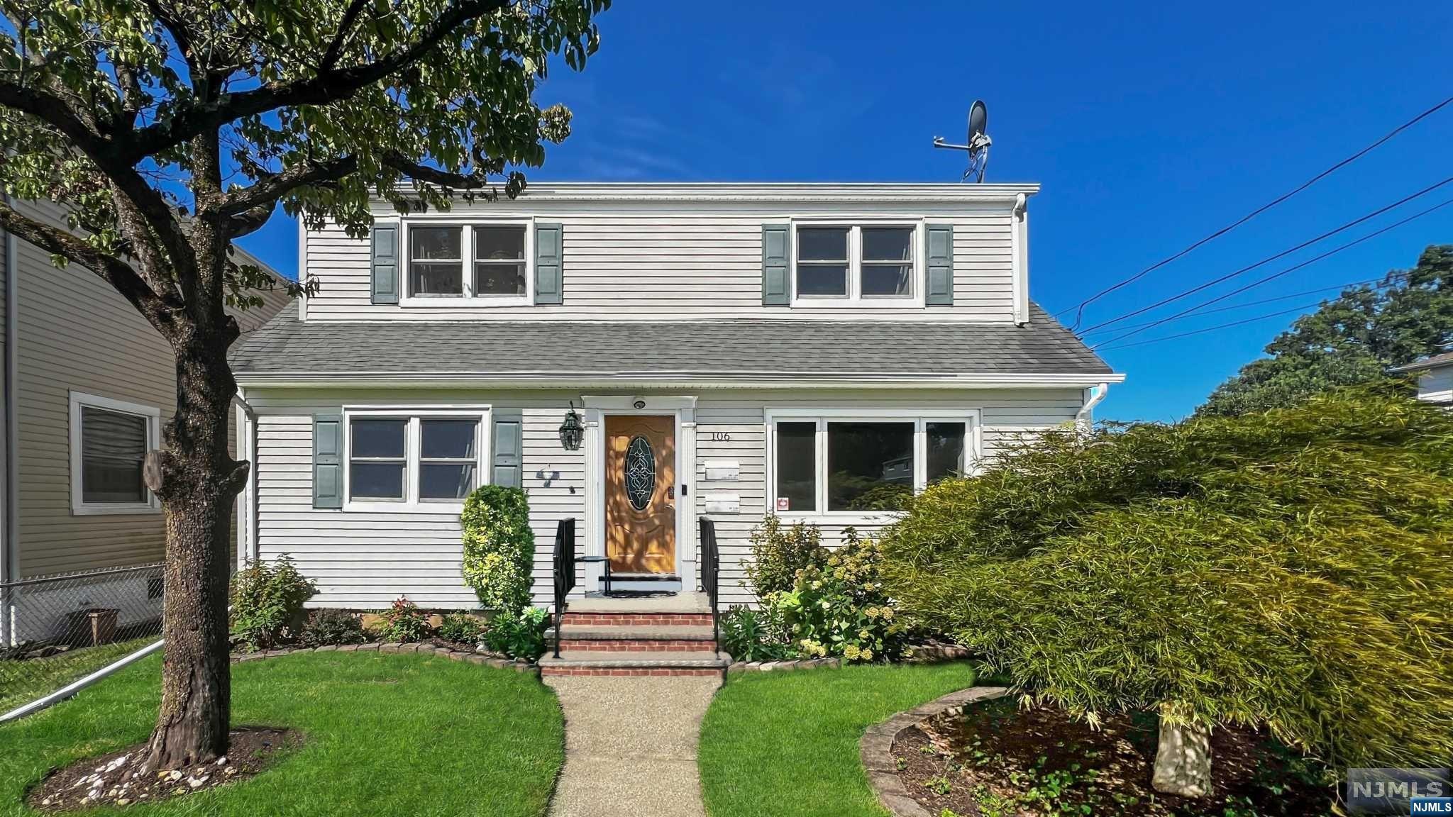 106 6th Avenue 1