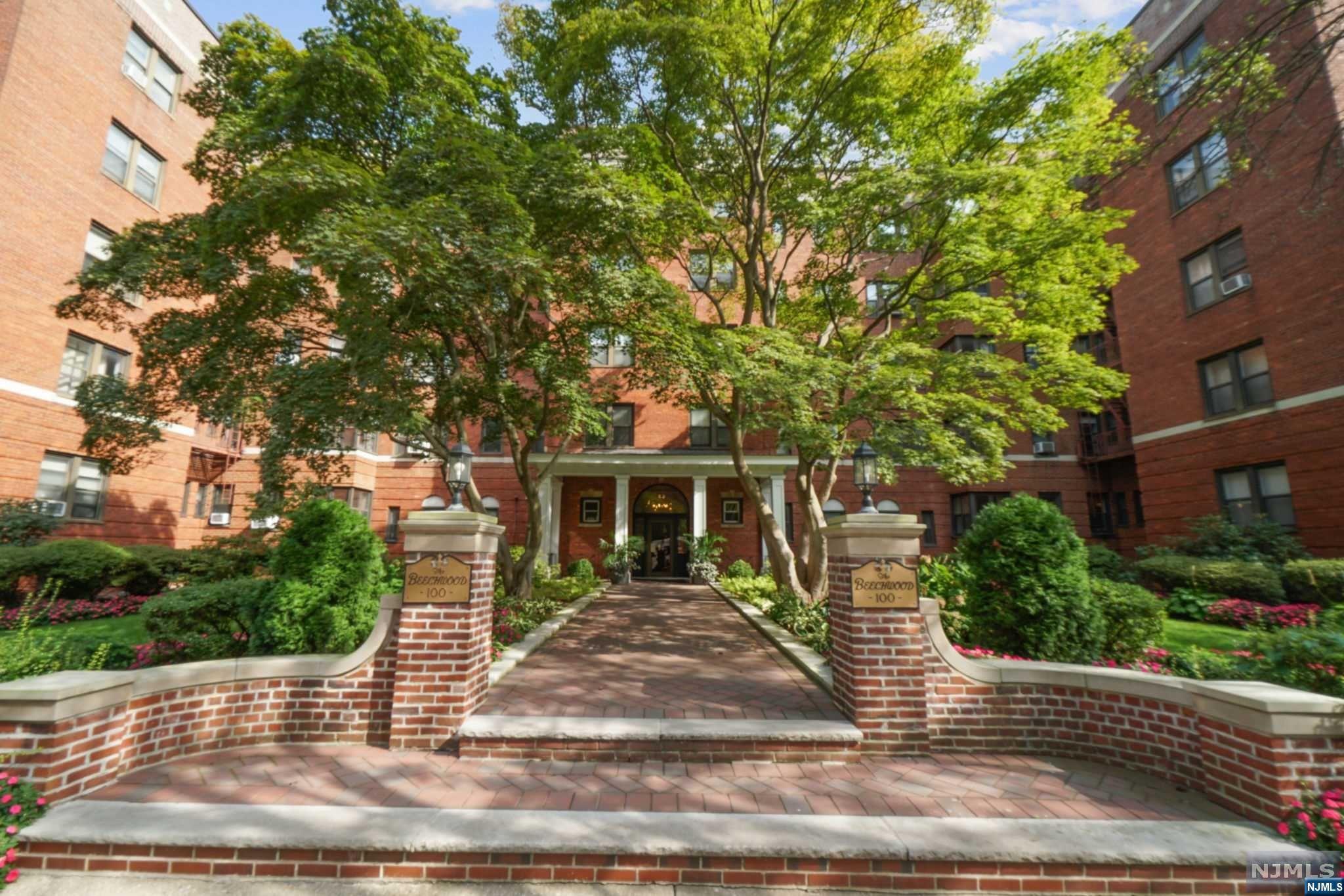 100 Prospect Avenue 2G