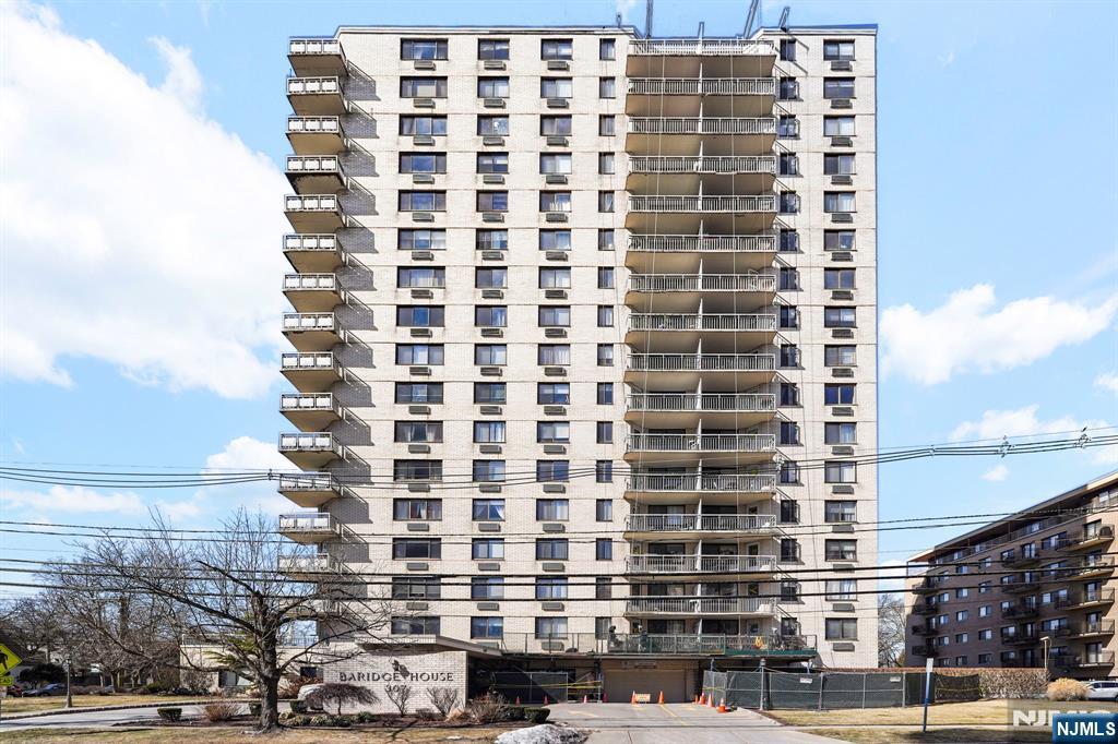 307 Prospect Avenue 18I