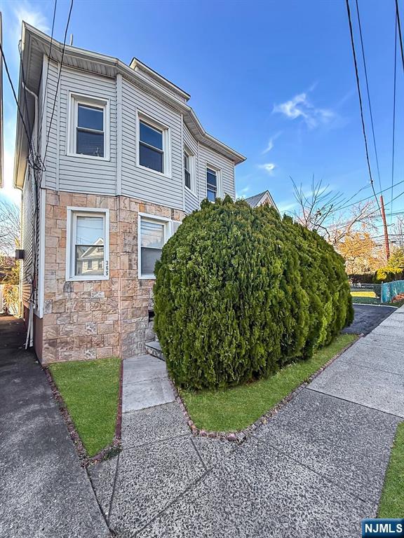 365 3rd Street