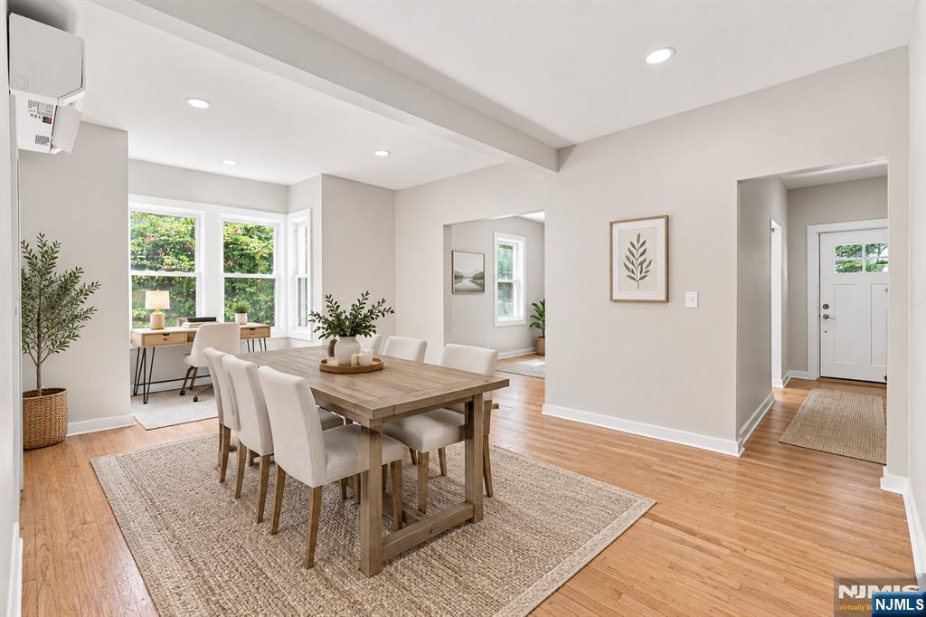 33 Mohawk Avenue
