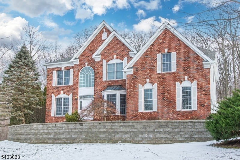 14 Greenbriar Ct