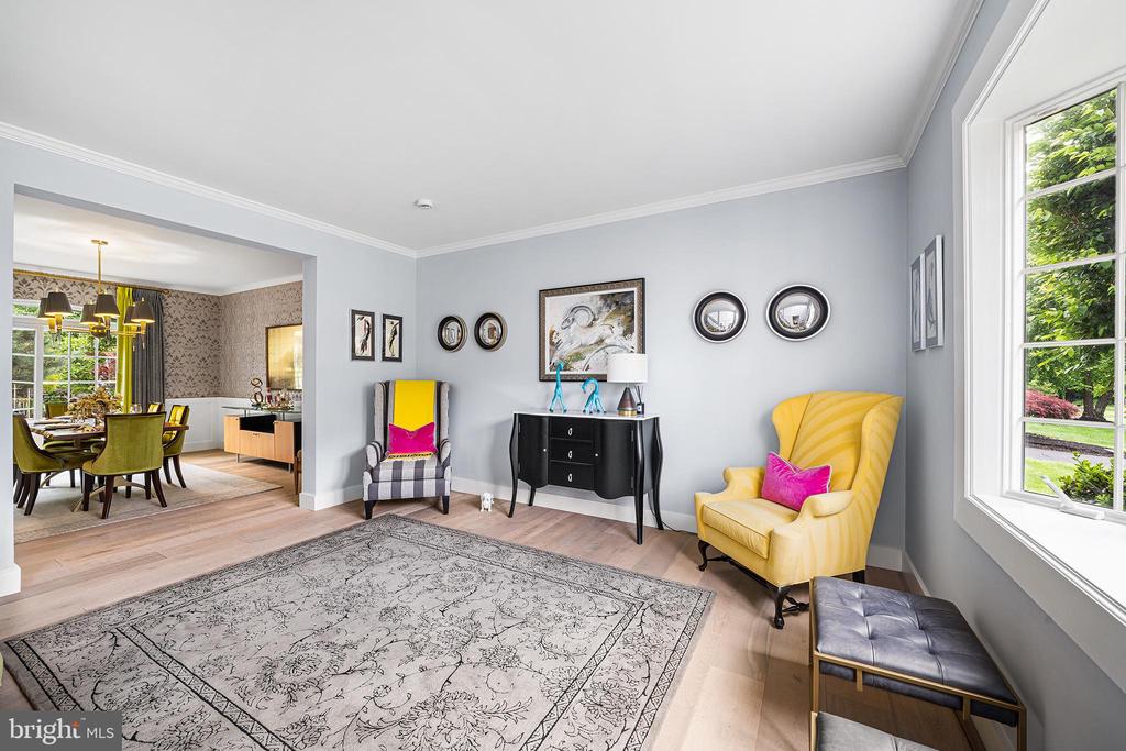 1485 CHARTER COURT