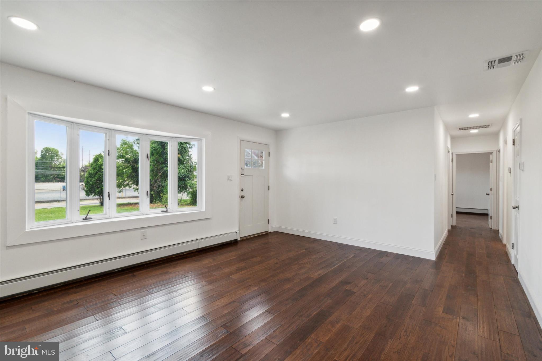 111 W Central Ave