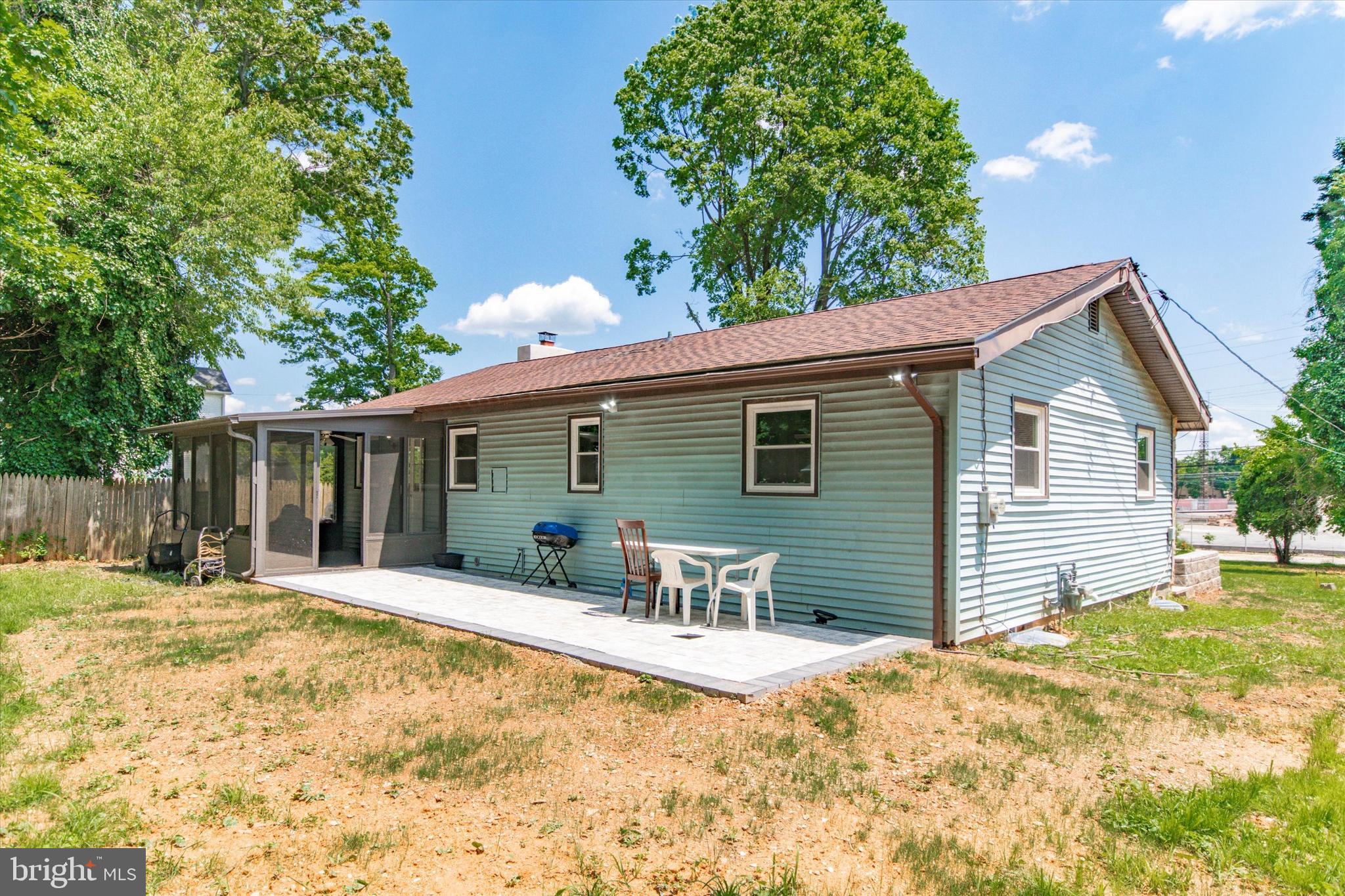 111 W Central Ave