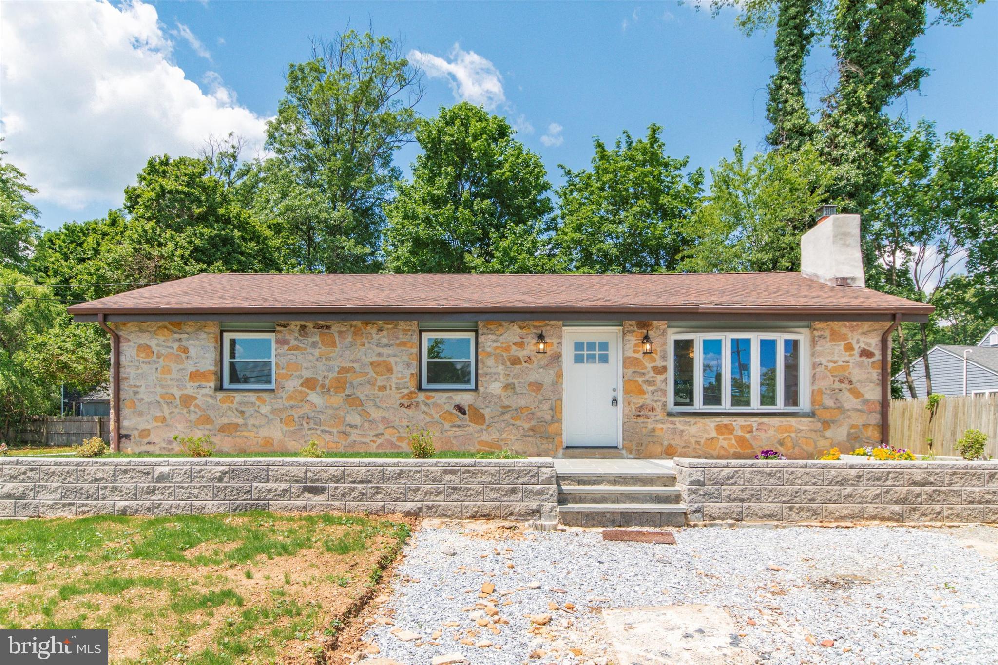 111 W Central Ave