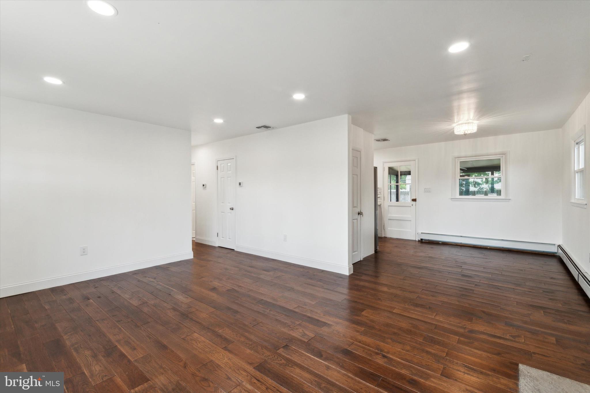 111 W Central Ave