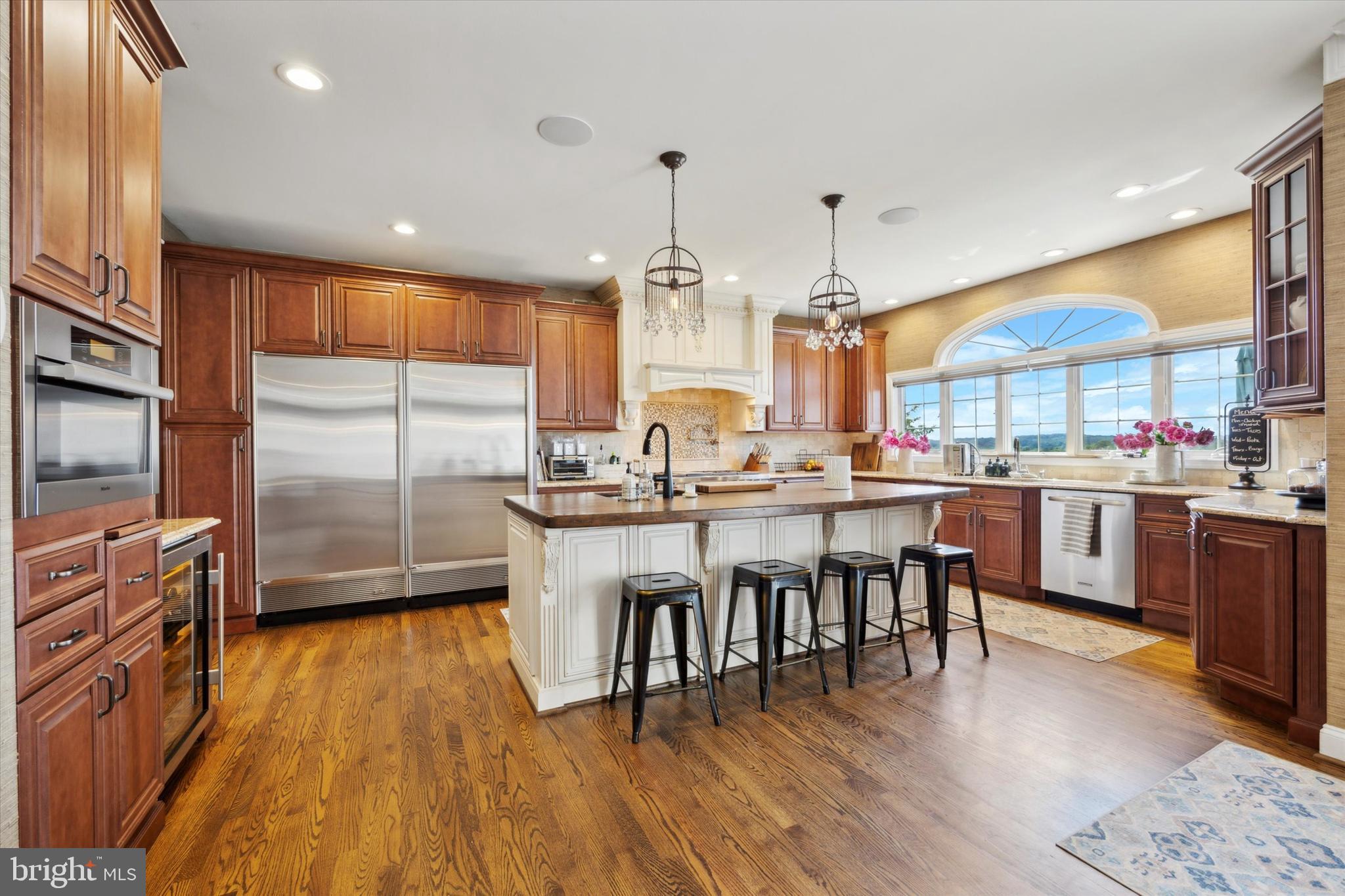 1117 Legacy Ln