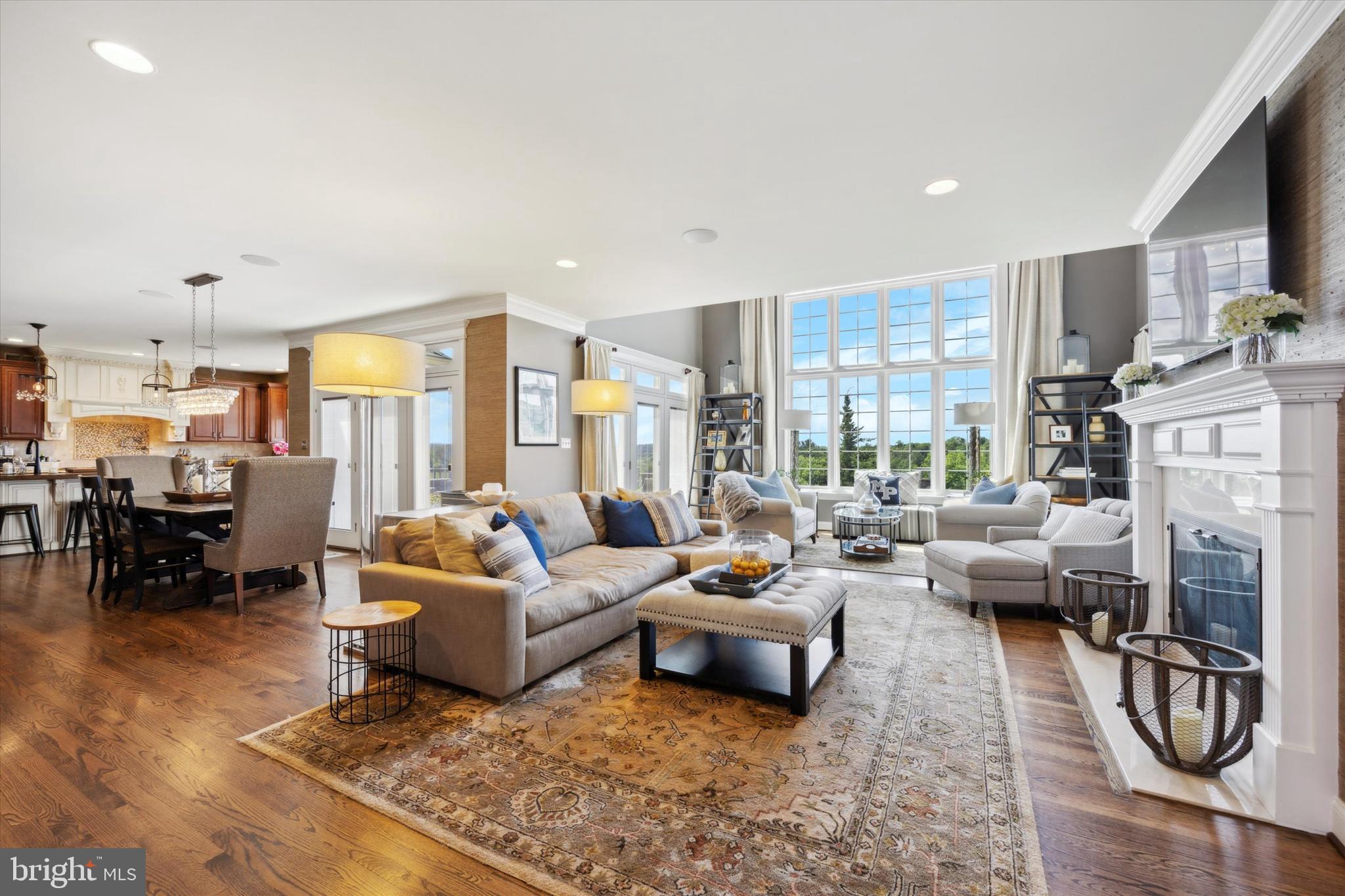 1117 Legacy Ln