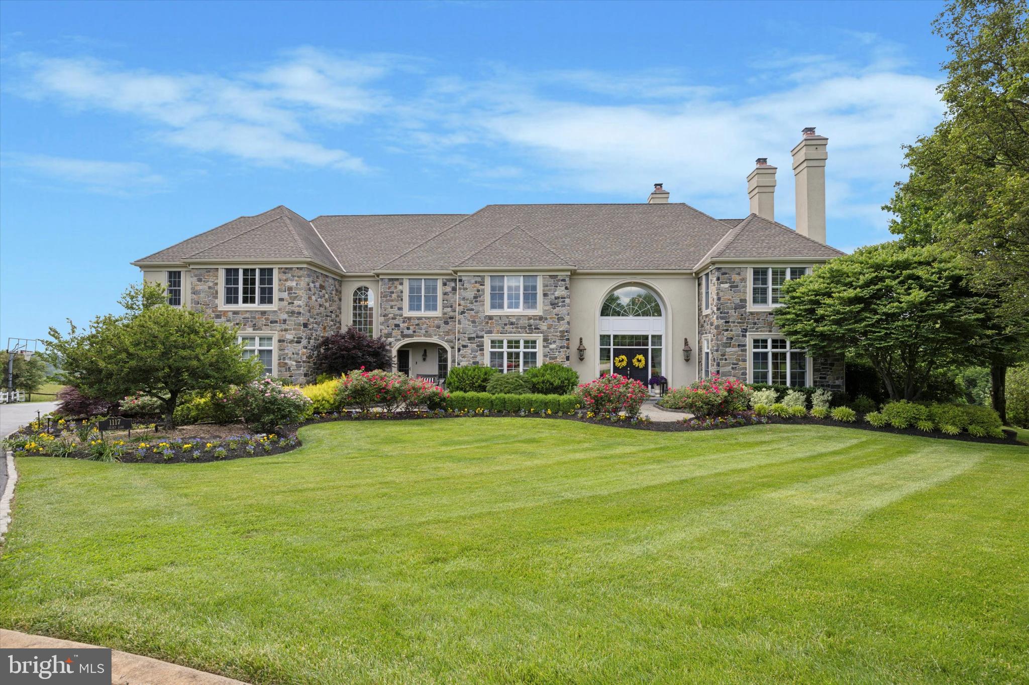 1117 Legacy Ln