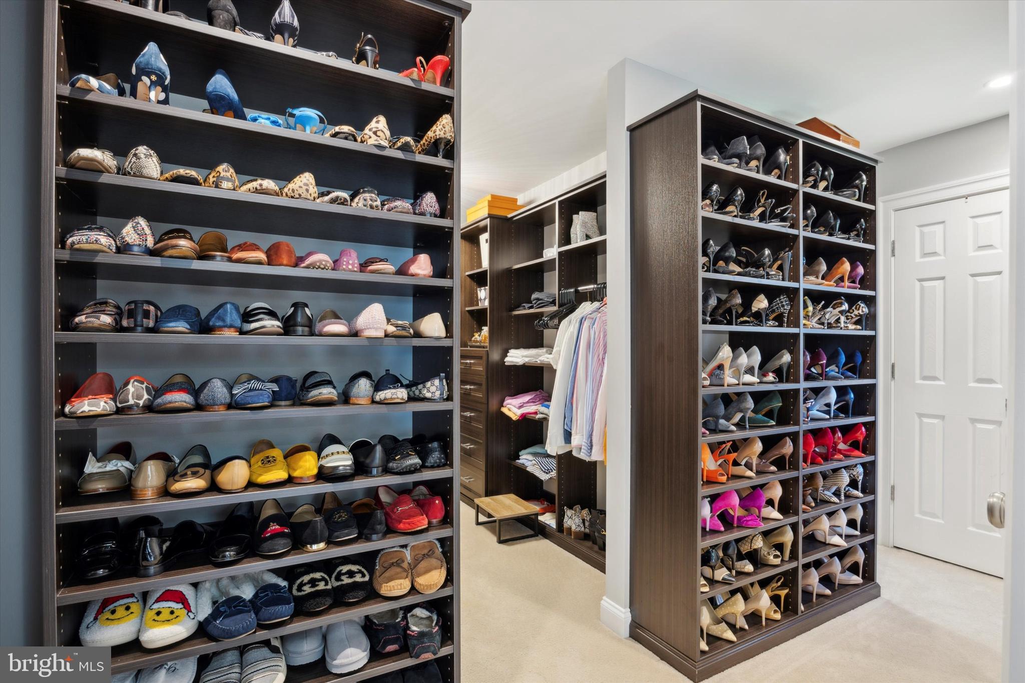 1117 Legacy Ln