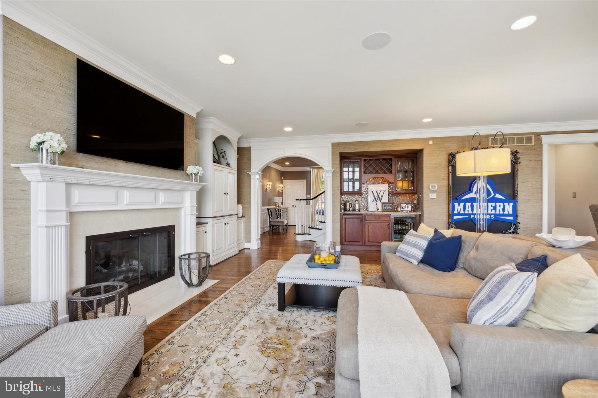 1117 Legacy Ln