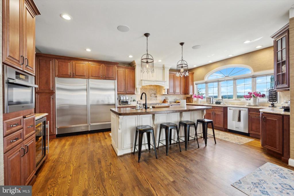 1117 Legacy Ln