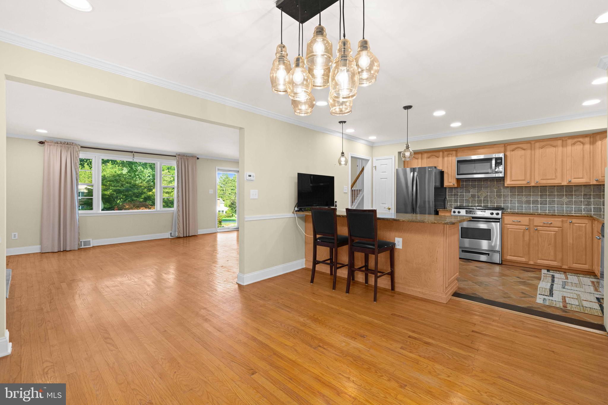 1420 Bradford Ln