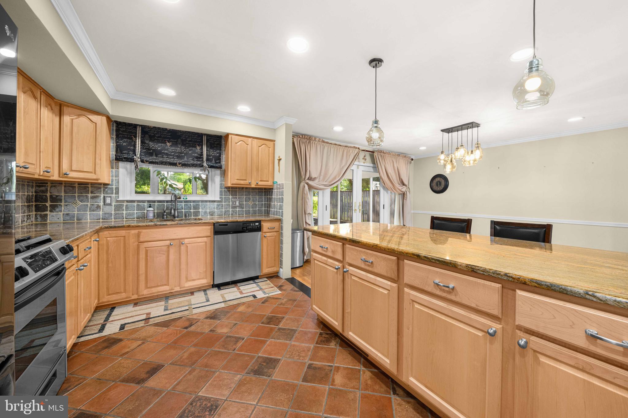 1420 Bradford Ln