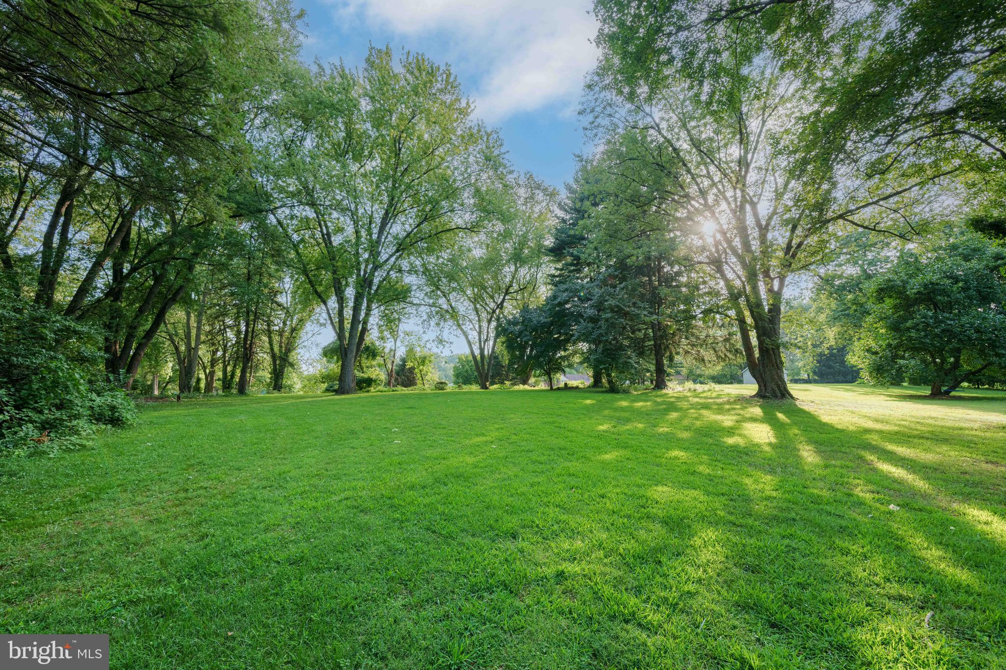 1420 Bradford Ln