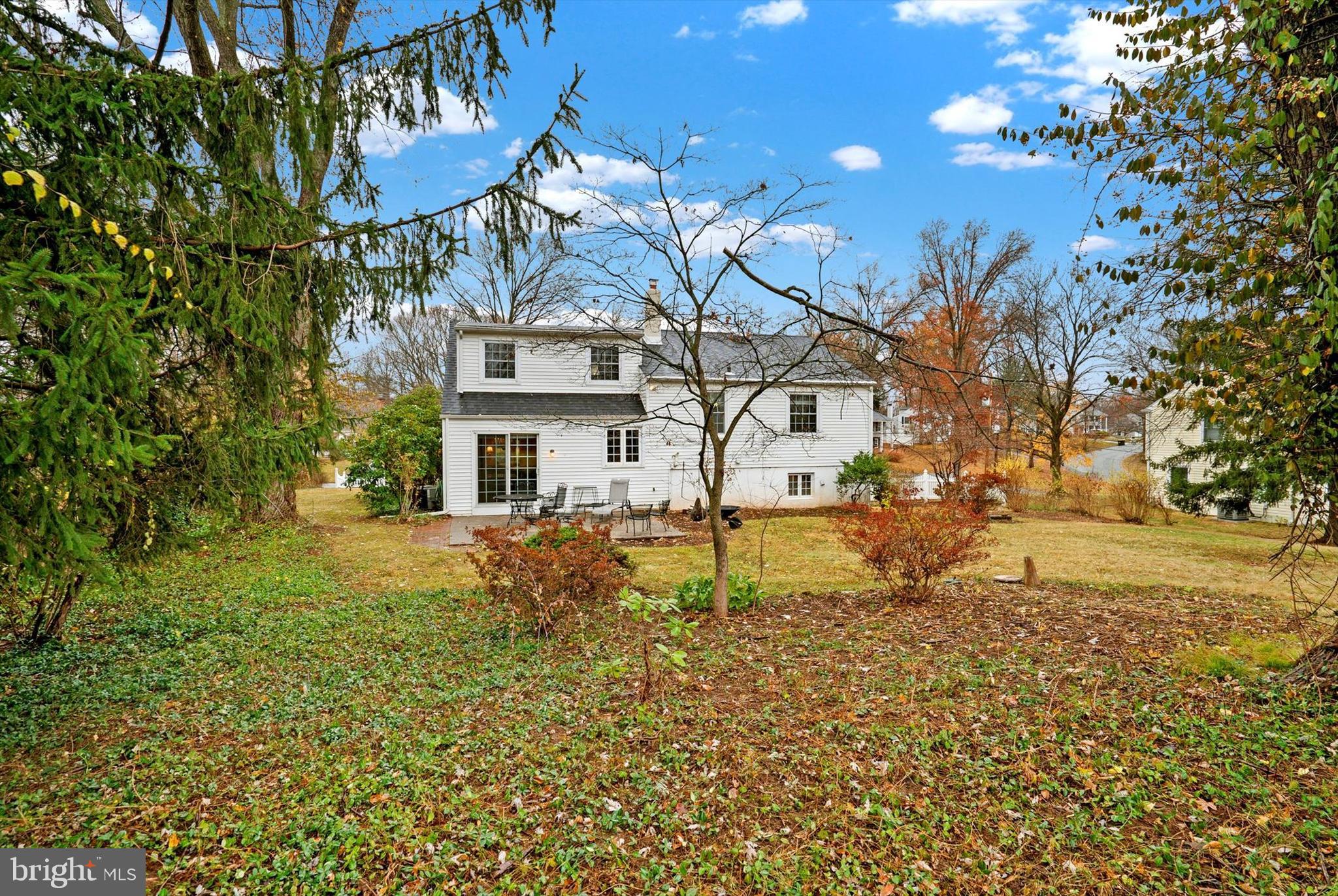 15 Flintlock Ln