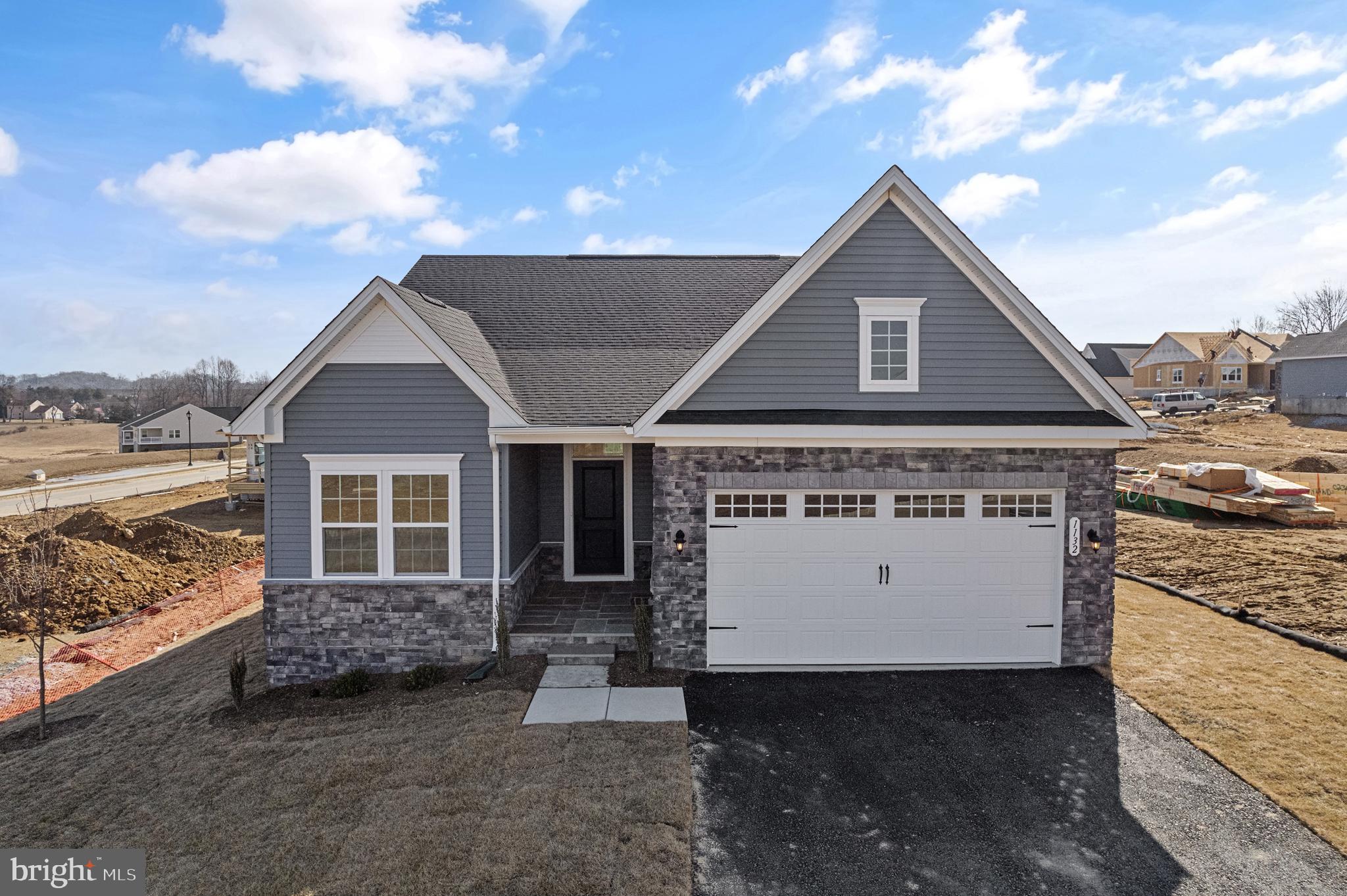 1132 Daffodil Pl