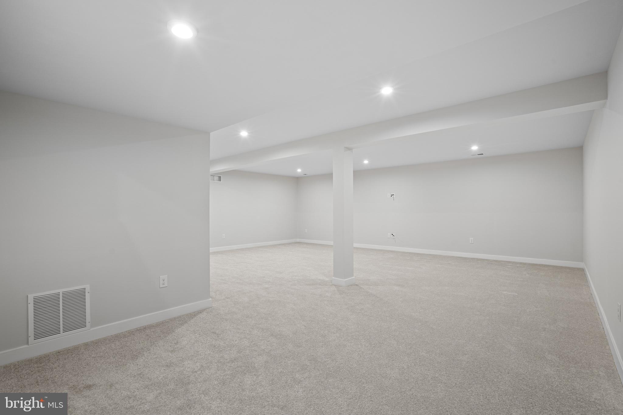 1132 Daffodil Pl
