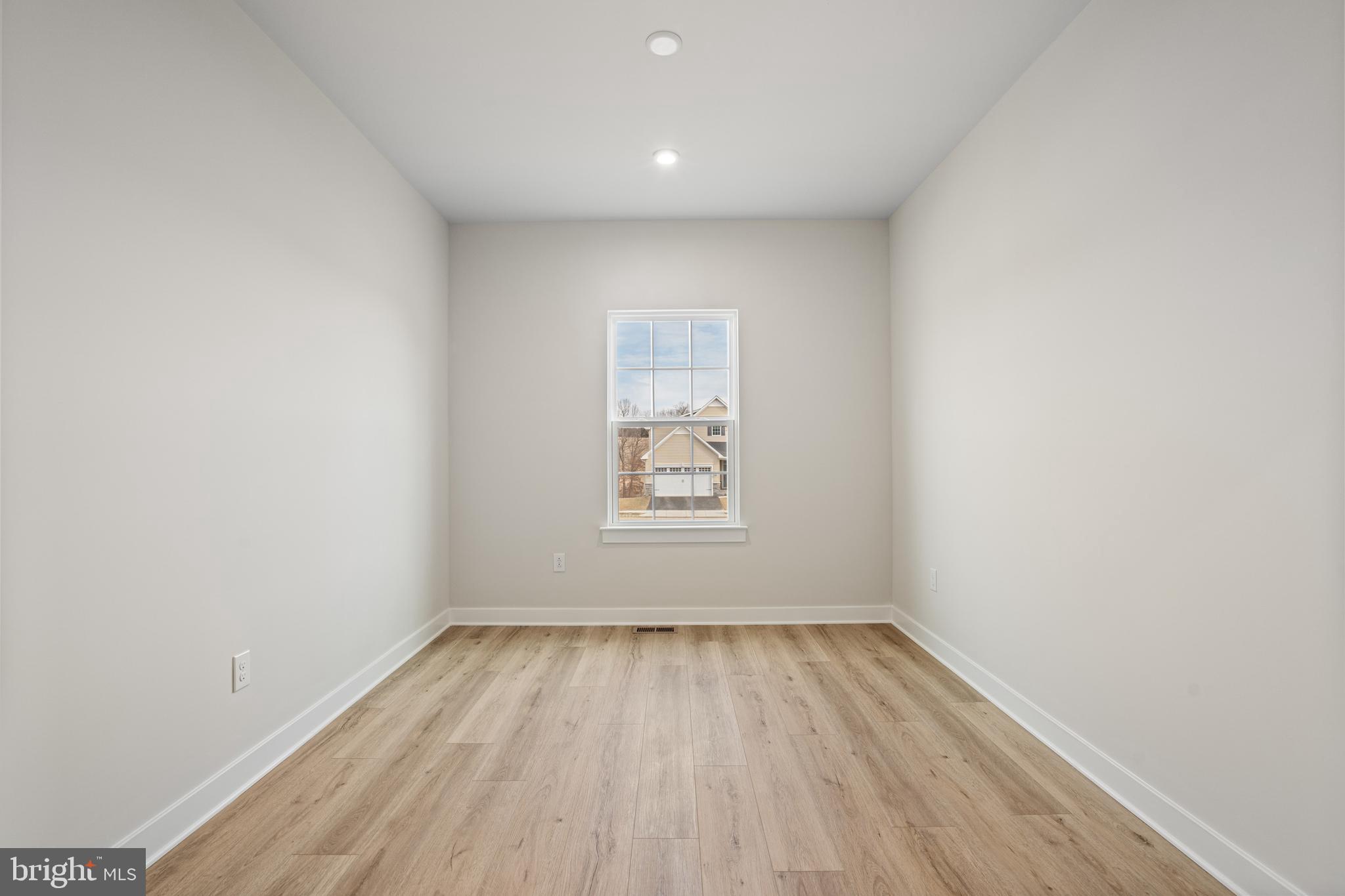 1132 Daffodil Pl