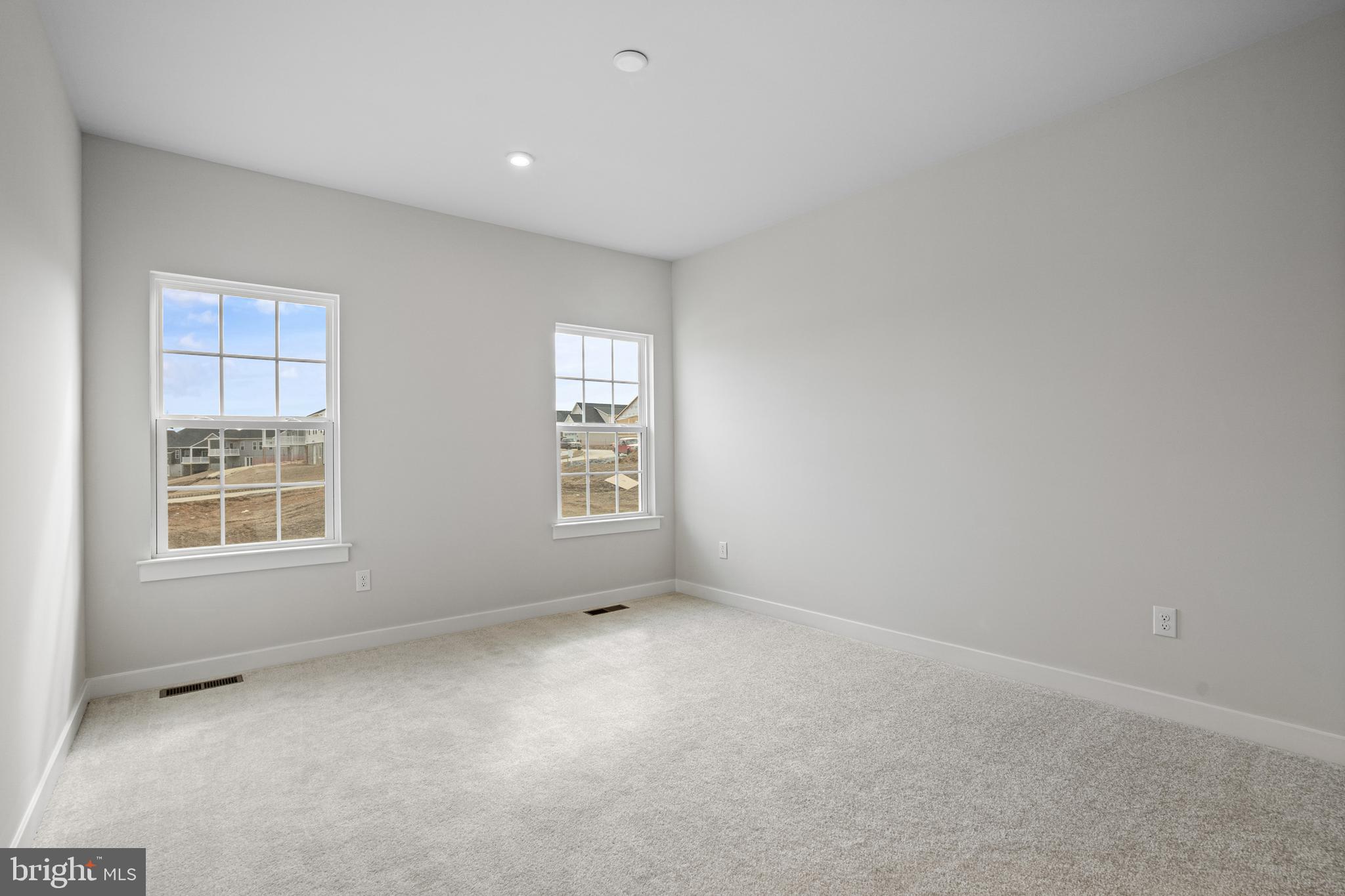 1132 Daffodil Pl