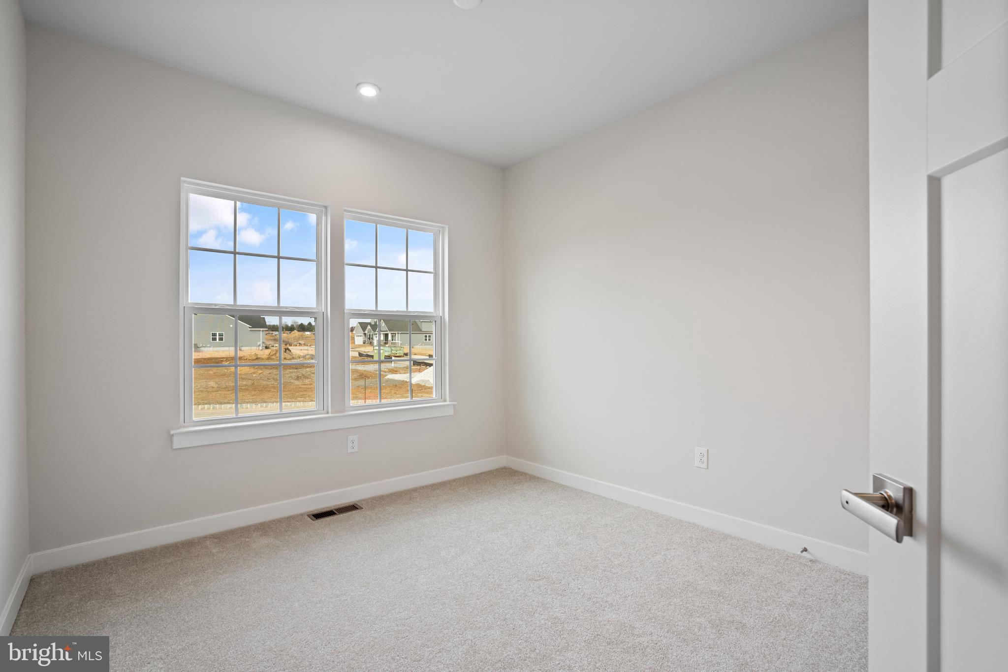 1132 Daffodil Pl