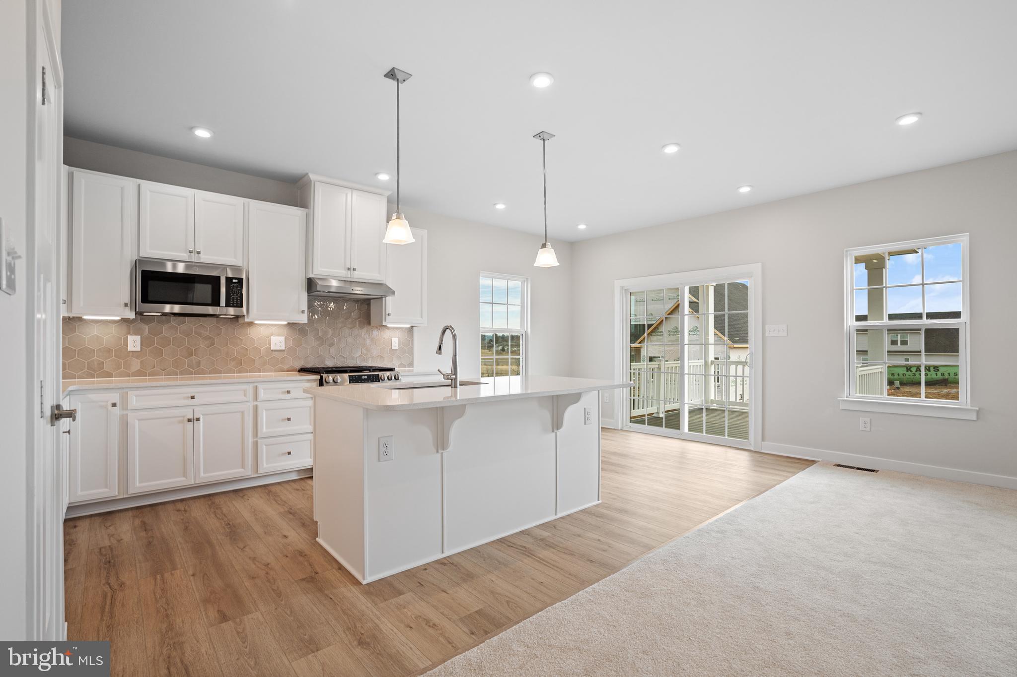 1132 Daffodil Pl