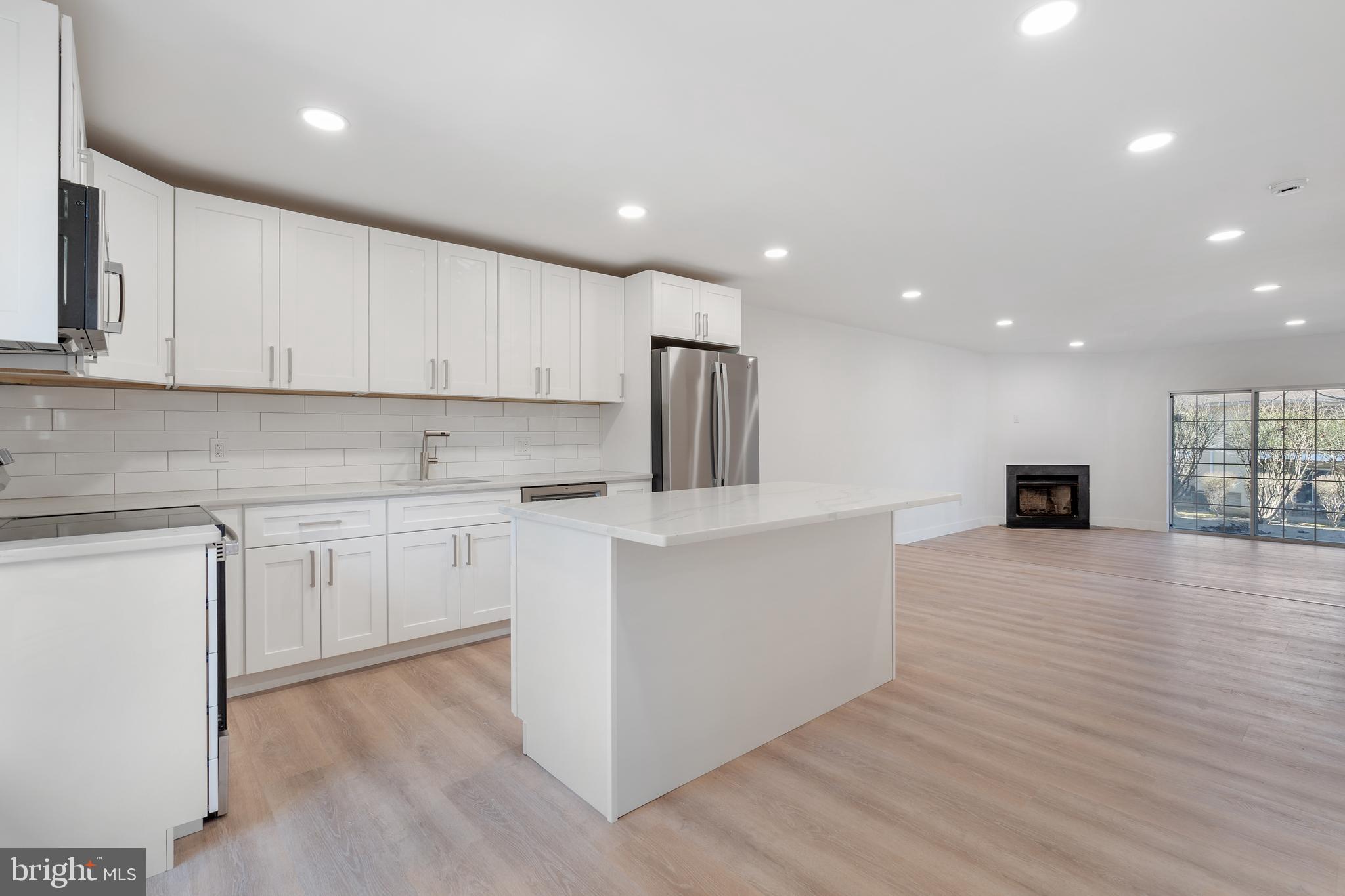 167 Valley Stream Cir #167g