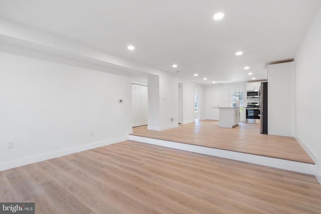 167 Valley Stream Cir #167g