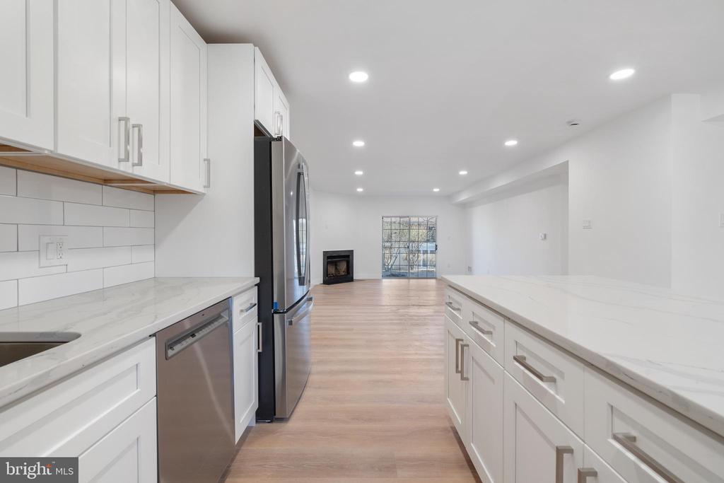 167 Valley Stream Cir #167g