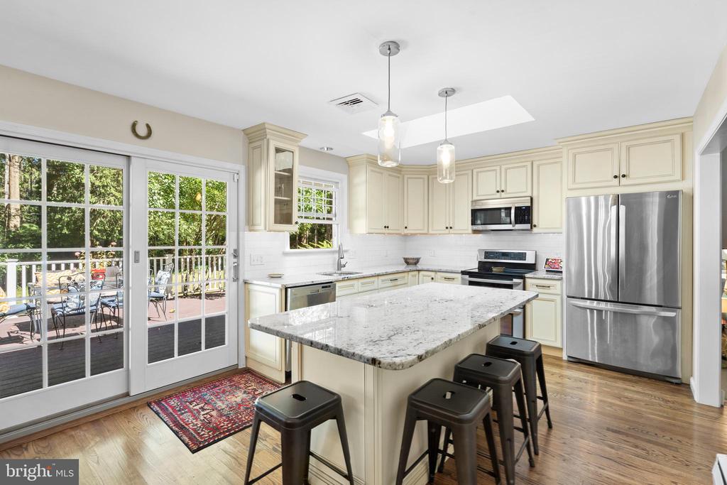 105 S FAIRVILLE ROAD