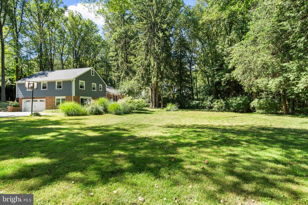 105 S FAIRVILLE ROAD