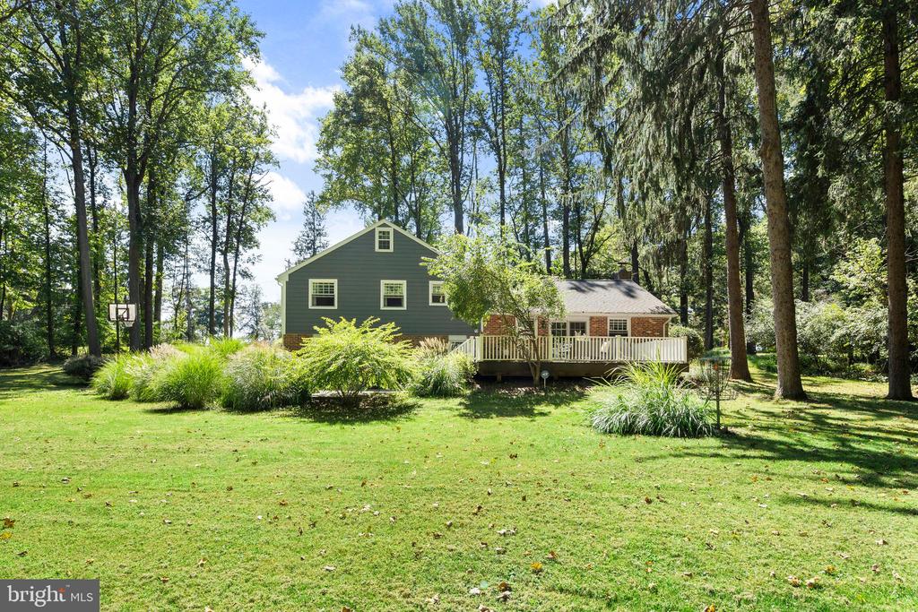 105 S FAIRVILLE ROAD