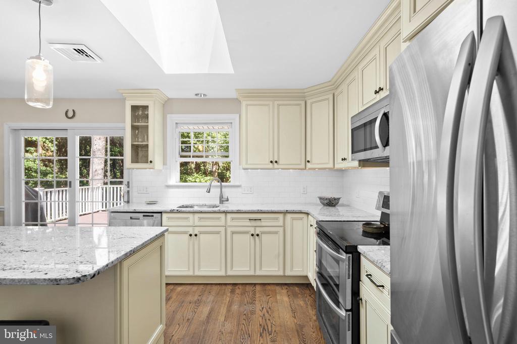 105 S FAIRVILLE ROAD